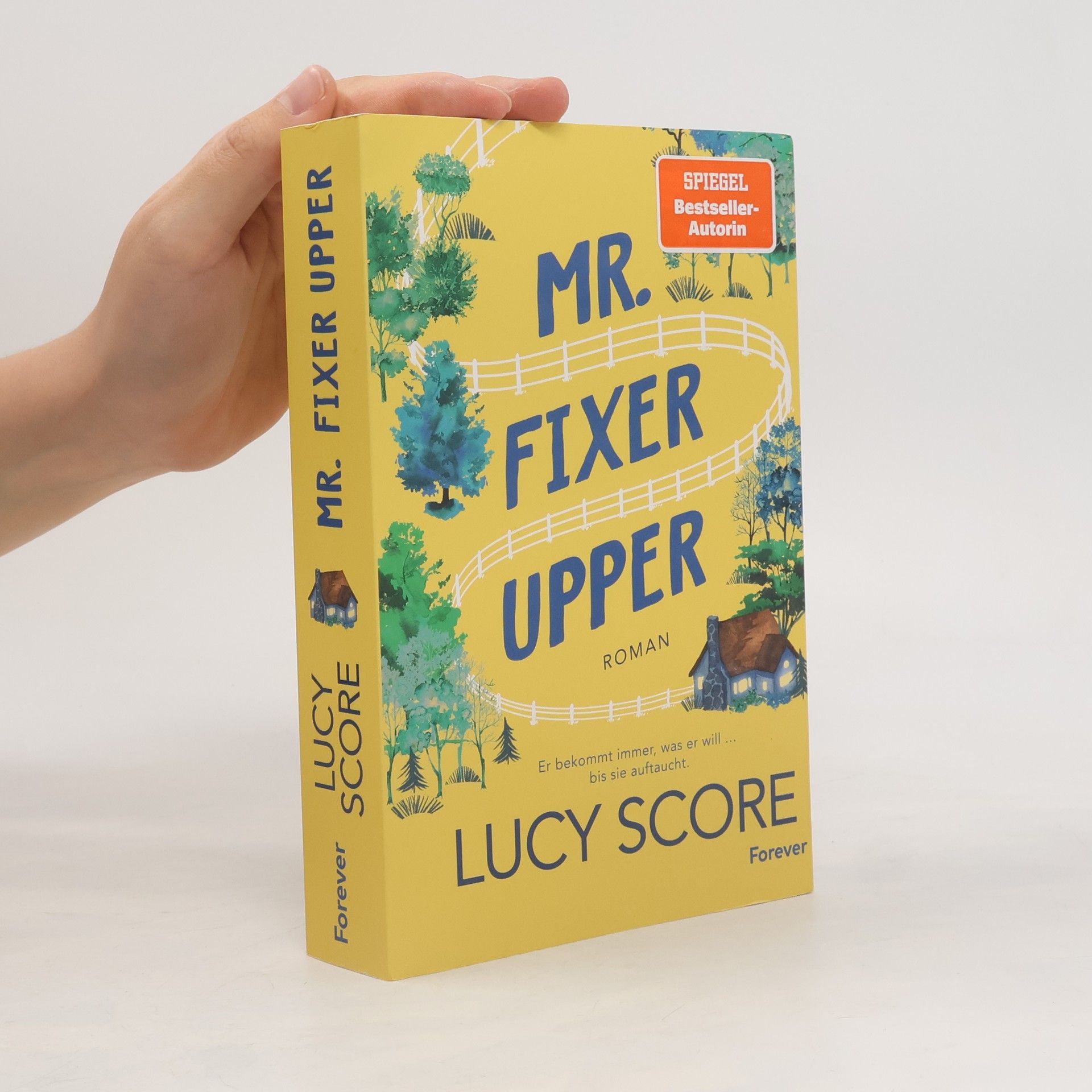 Lucy Score Mr. Fixer Upper