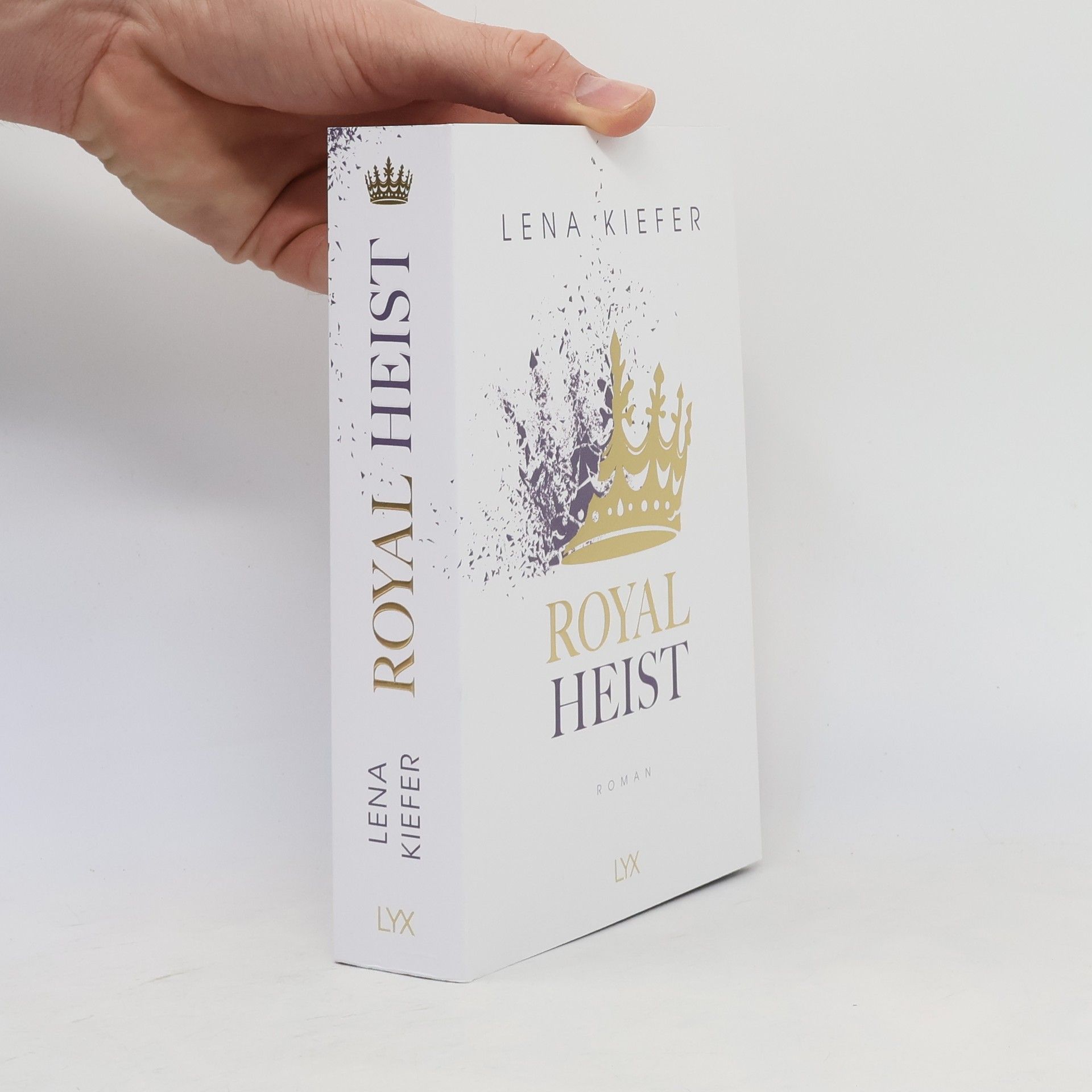 Lena Kiefer Royal Heist