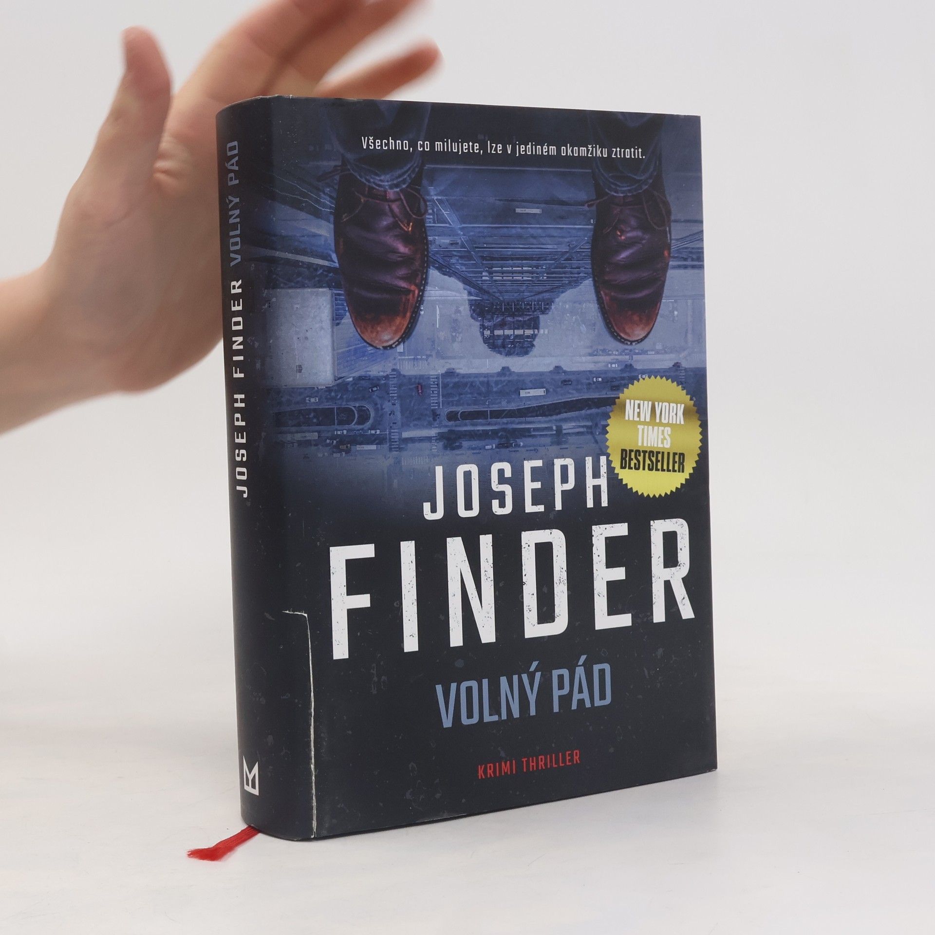 Joseph Finder Volný pád