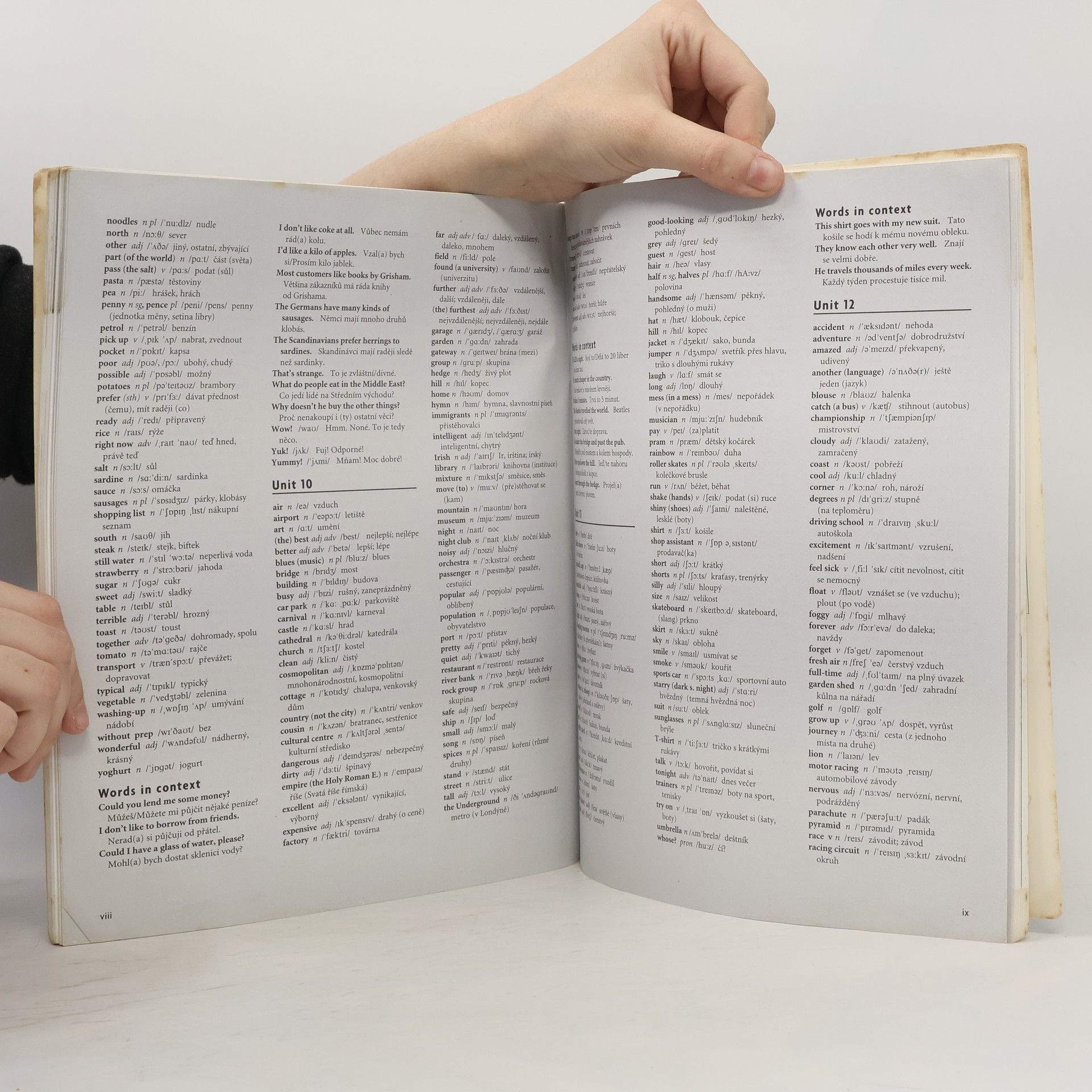 Liz Soars New Headway English Course: Elementary Workbook with key