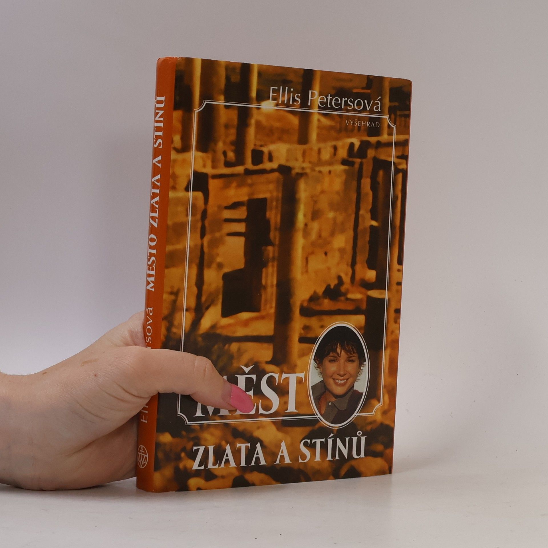 Edith Pargeter Město zlata a stínů