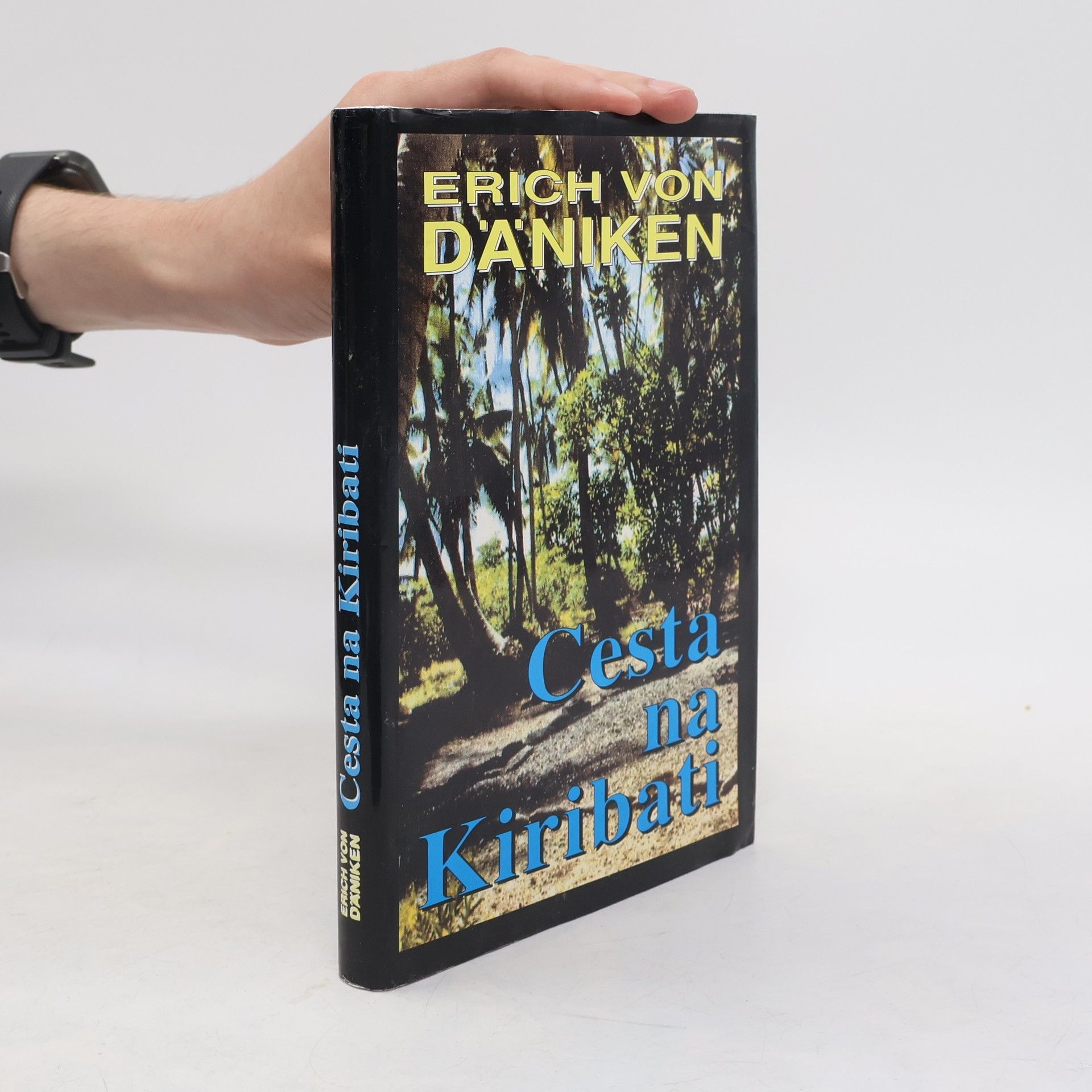 Erich von Däniken Cesta na Kiribati