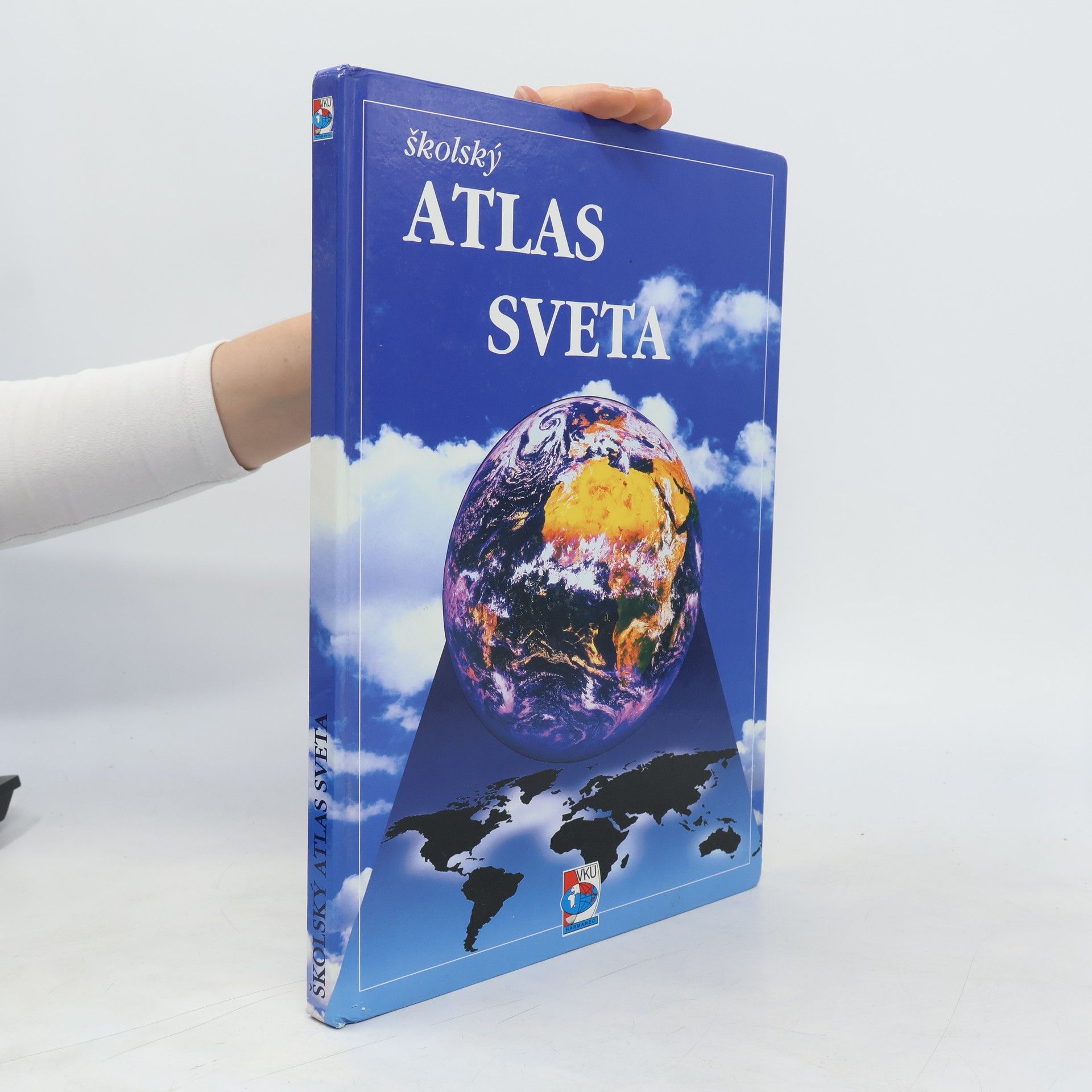 Collectif d'auteurs Školský atlas sveta
