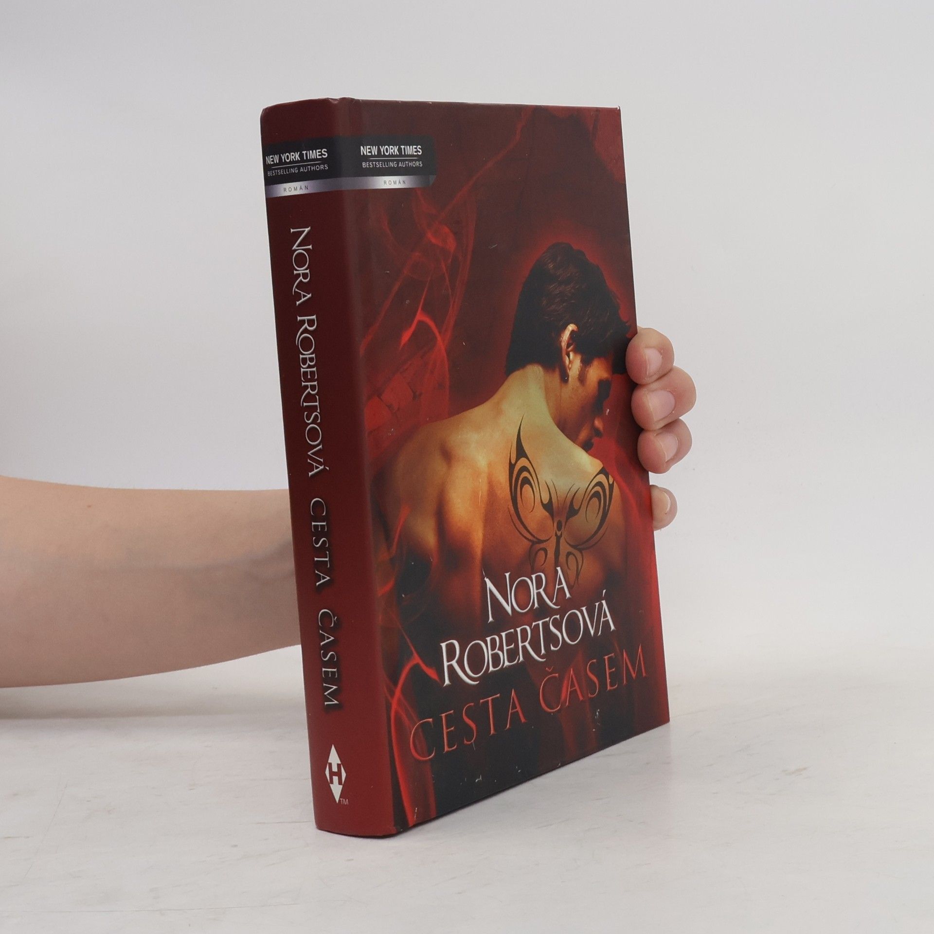 Nora Roberts Cesta časem