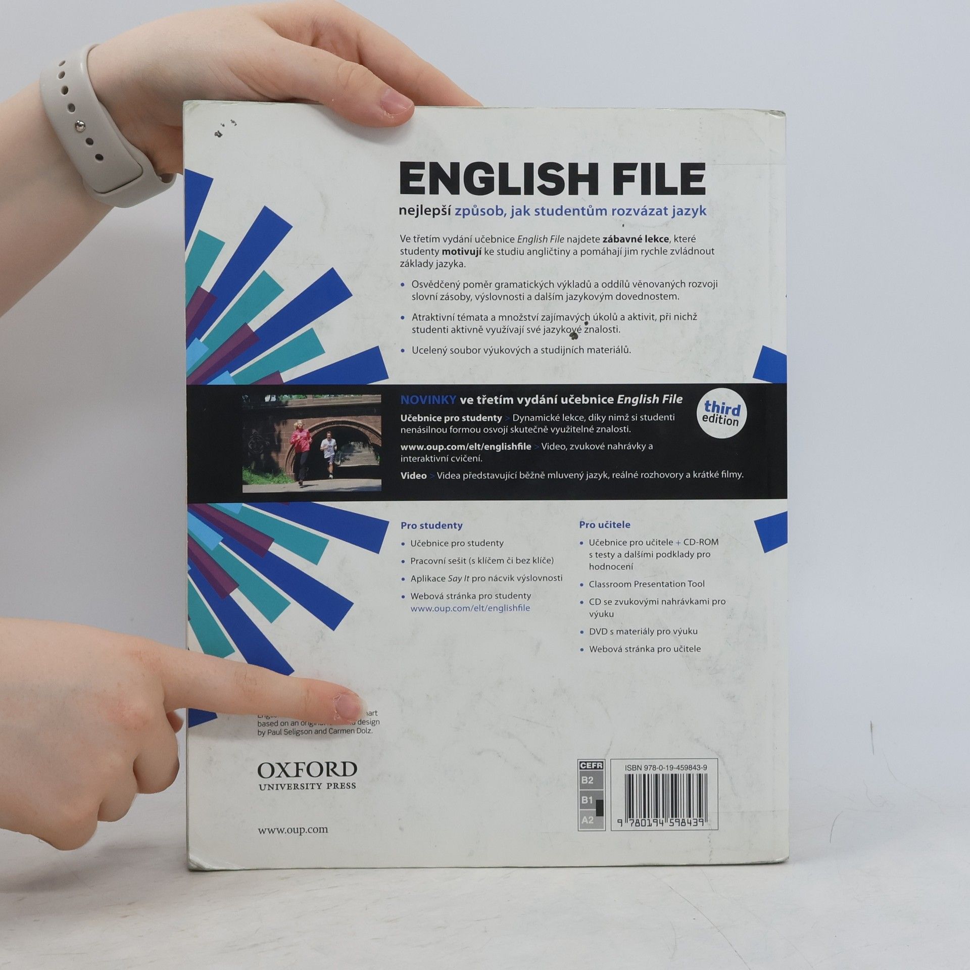 Christina Latham-Koenig English file. Pre-intermediate. Student's book
