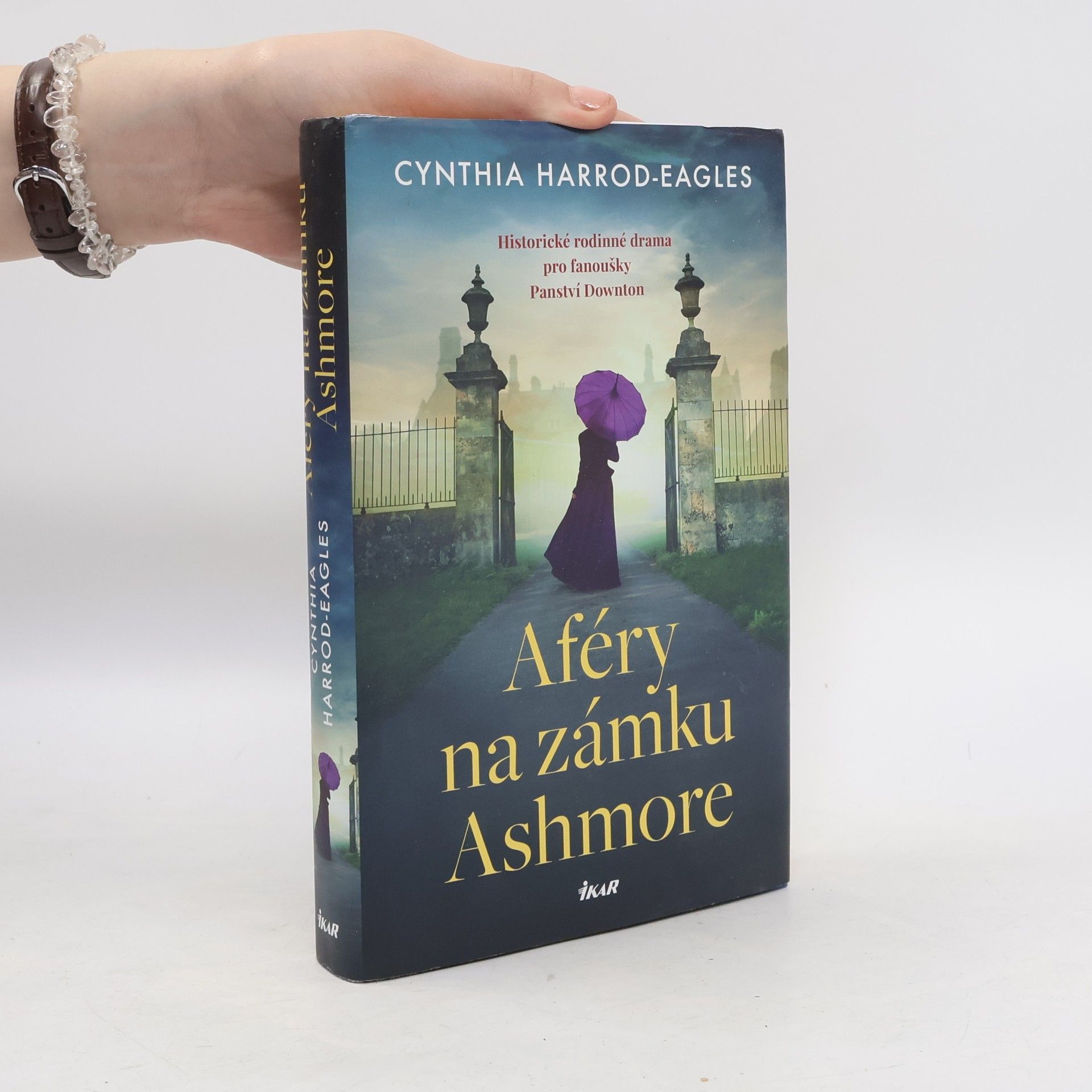 Cynthia Harrod-Eagles Aféry na zámku Ashmore
