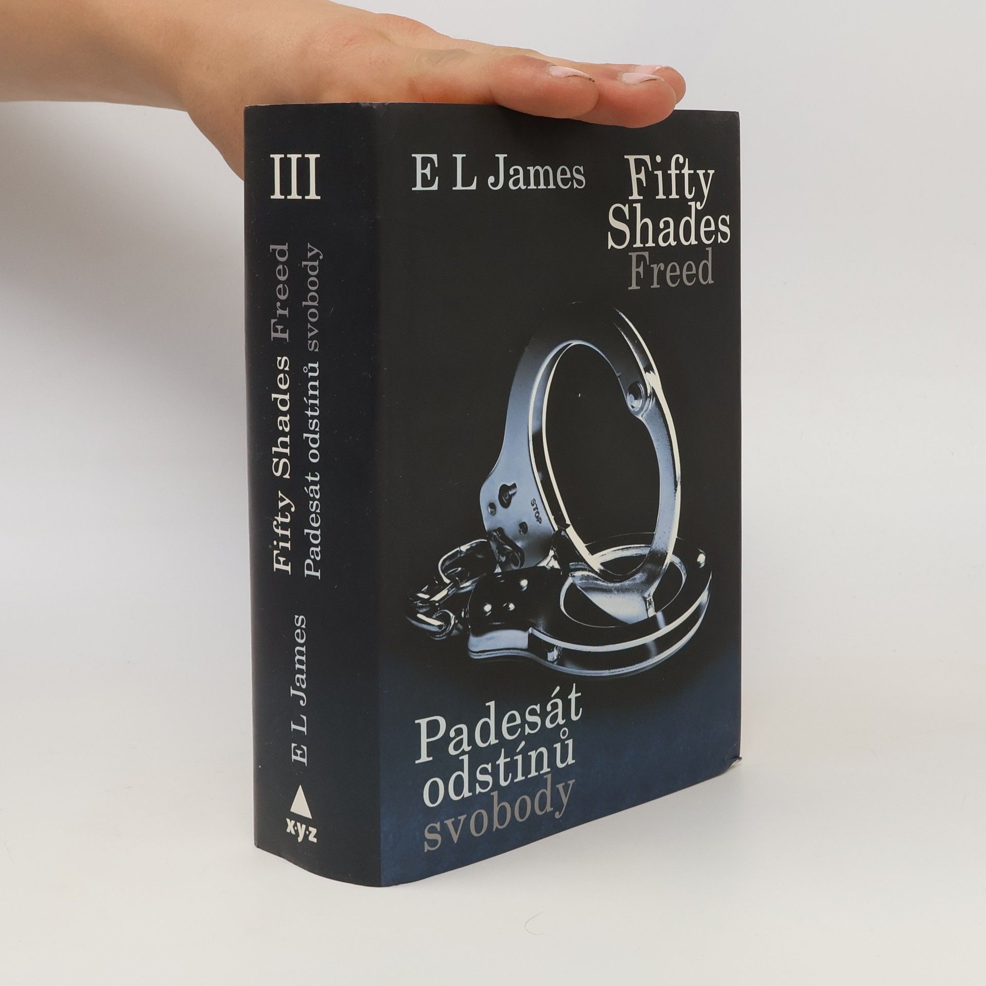 E. L. James Padesát odstínů svobody