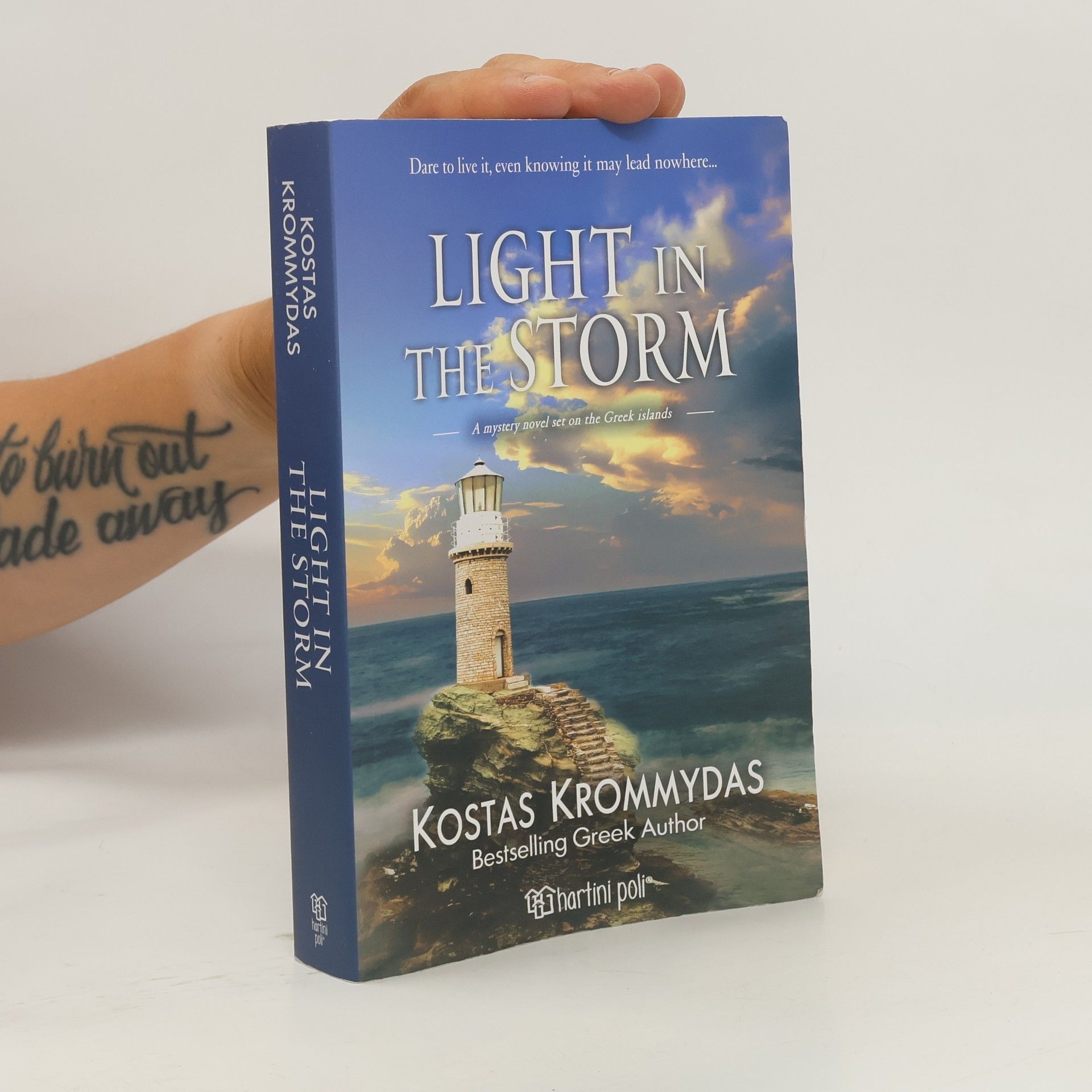 Kostas Krommydas Light in the Storm