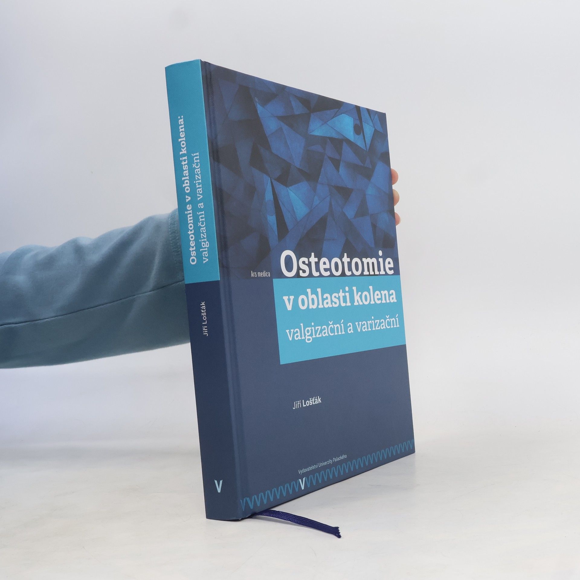 Osteotomie v oblasti kolena. Valgizační a varizační