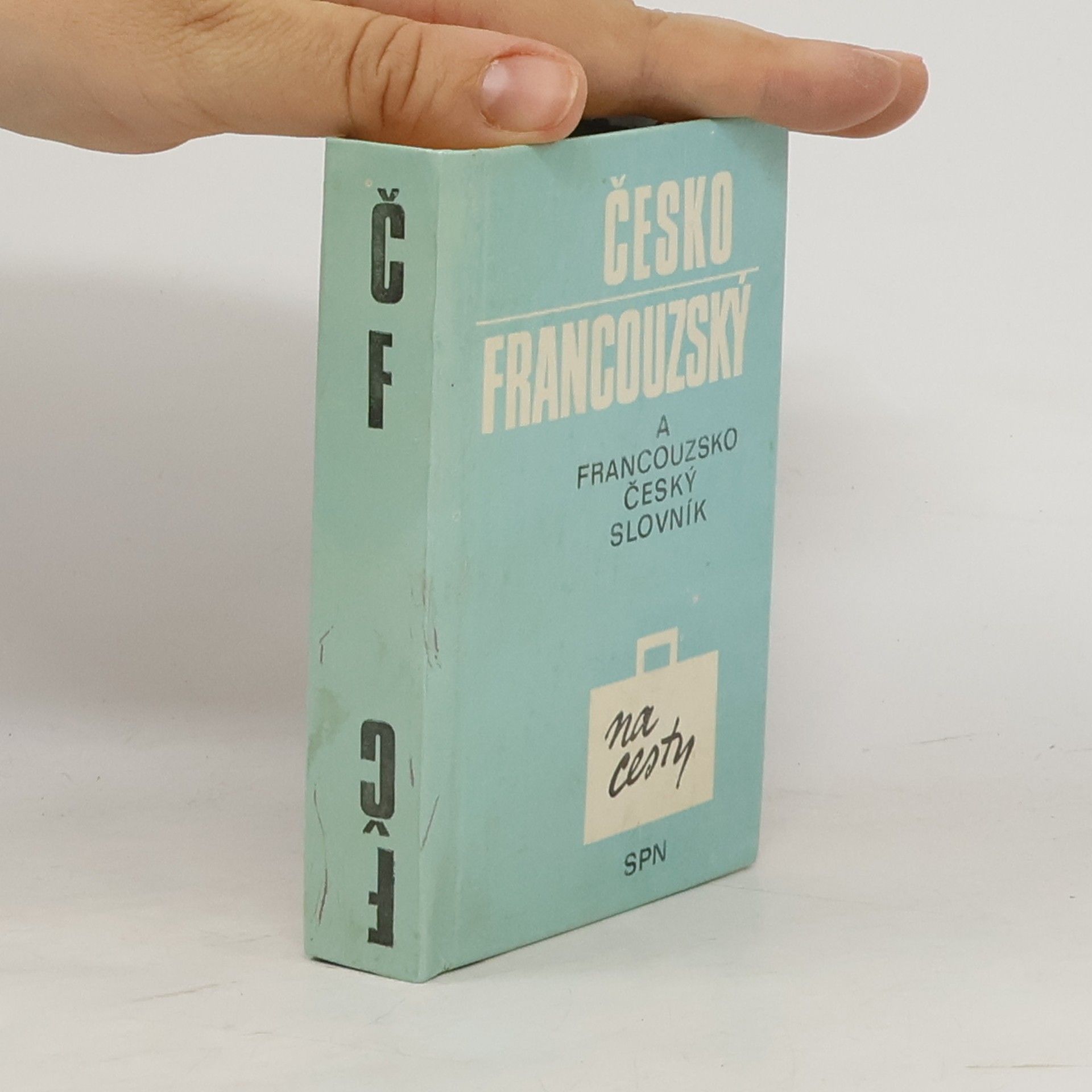 Věra Čapková Česko-francouzský a francouzsko-český slovník na cesty