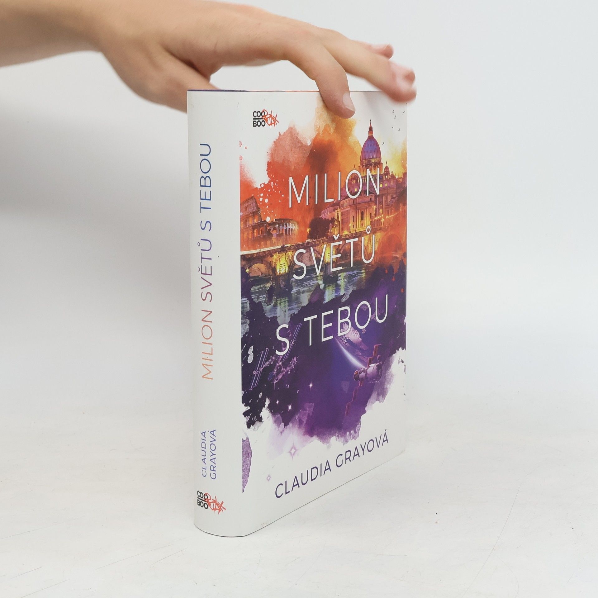 Claudia Gray Milion světů s tebou