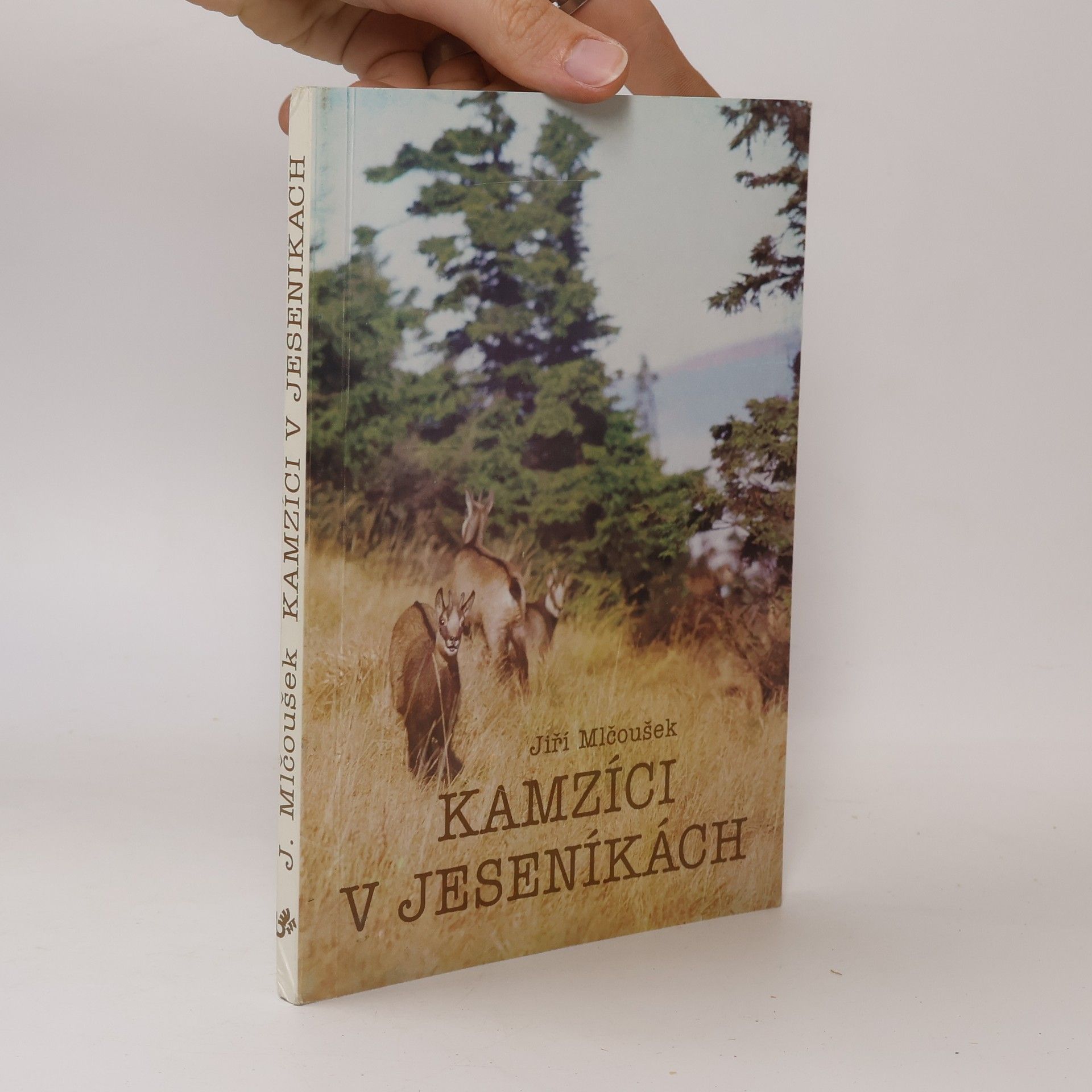 Jiří Mlčoušek Kamzíci v Jeseníkách za úsvitu i za soumraku