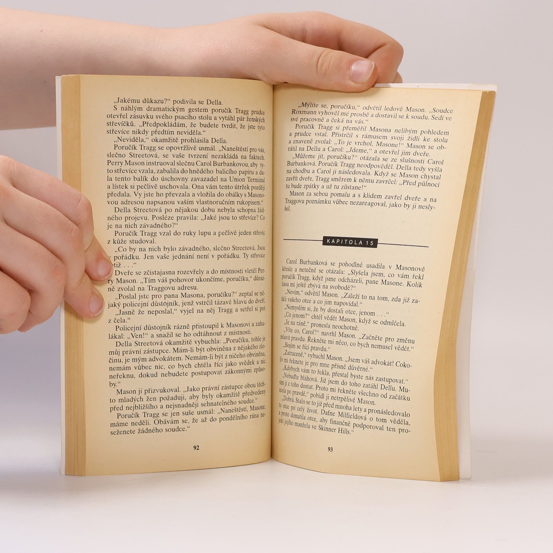 Erle Stanley Gardner Případ křivé svíce