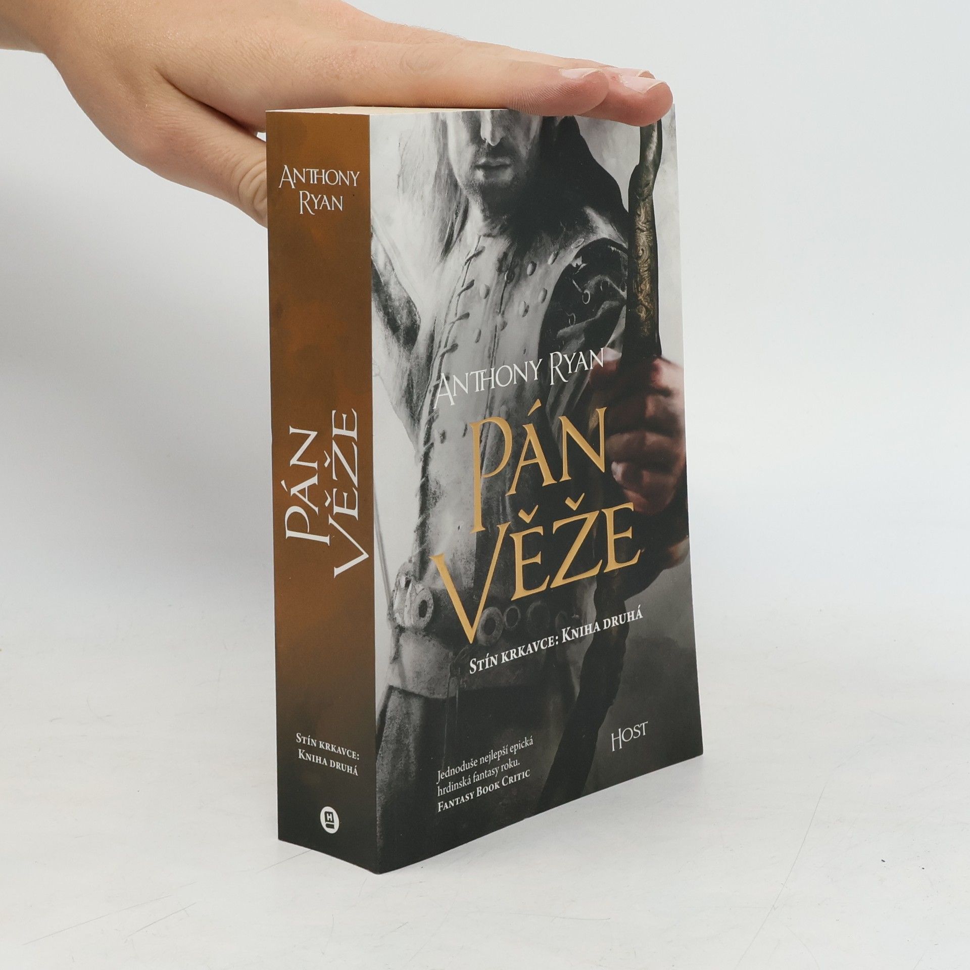 Anthony Ryan Pán věže. Stín krkavce. 2. díl
