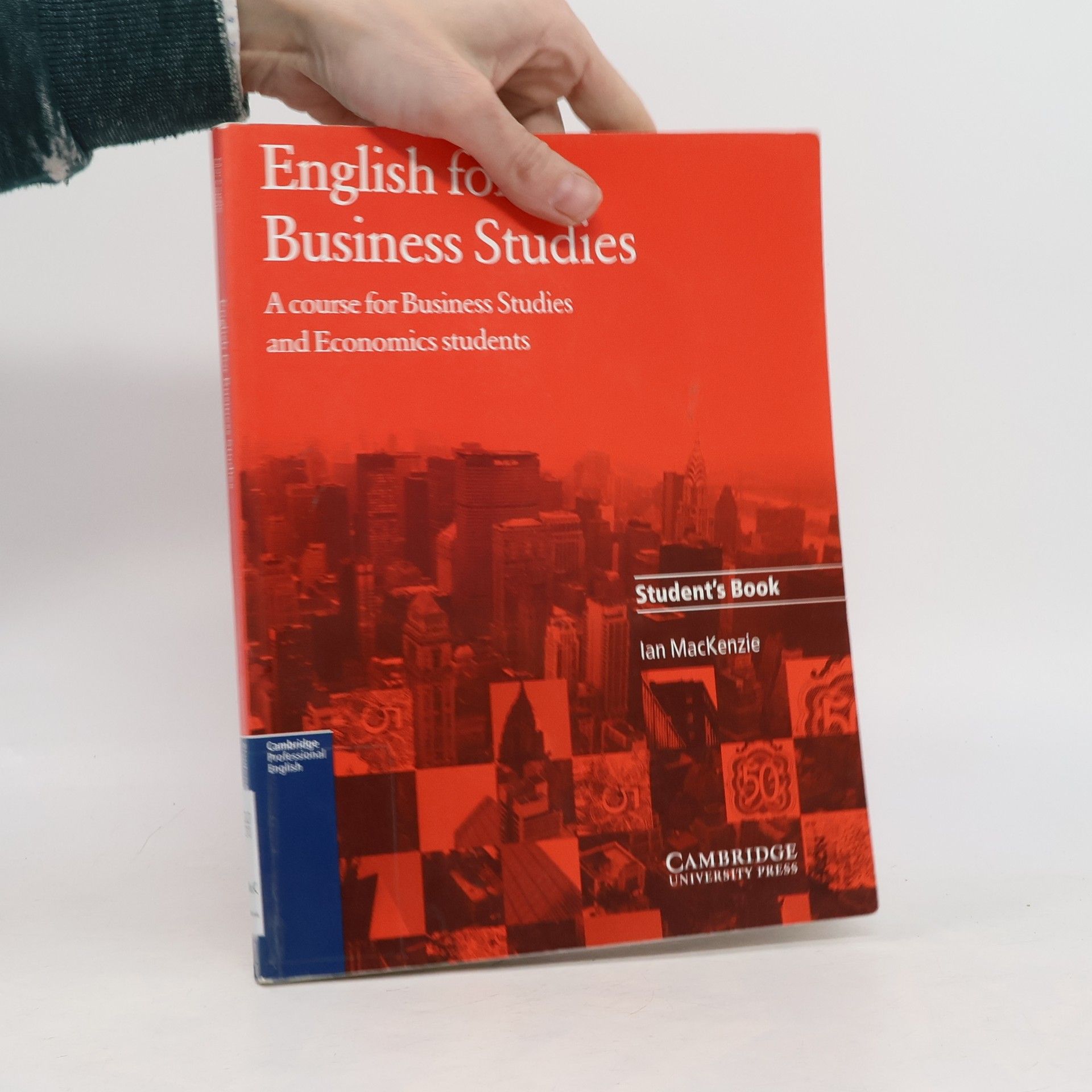 English for business studies. A course for business studies and economics students. Student's book