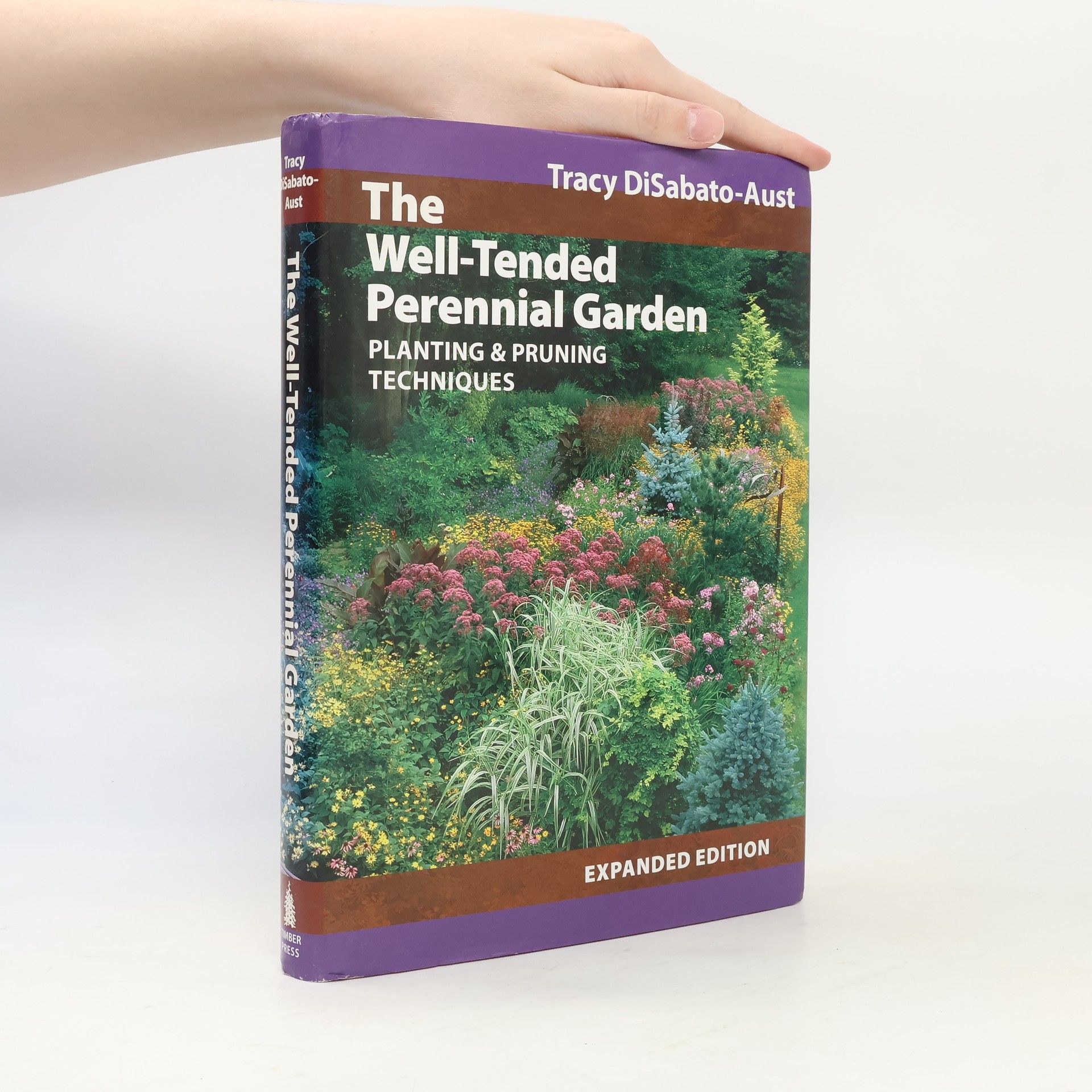 Tracy DiSabatoAust The Well-Tended Perennial Garden