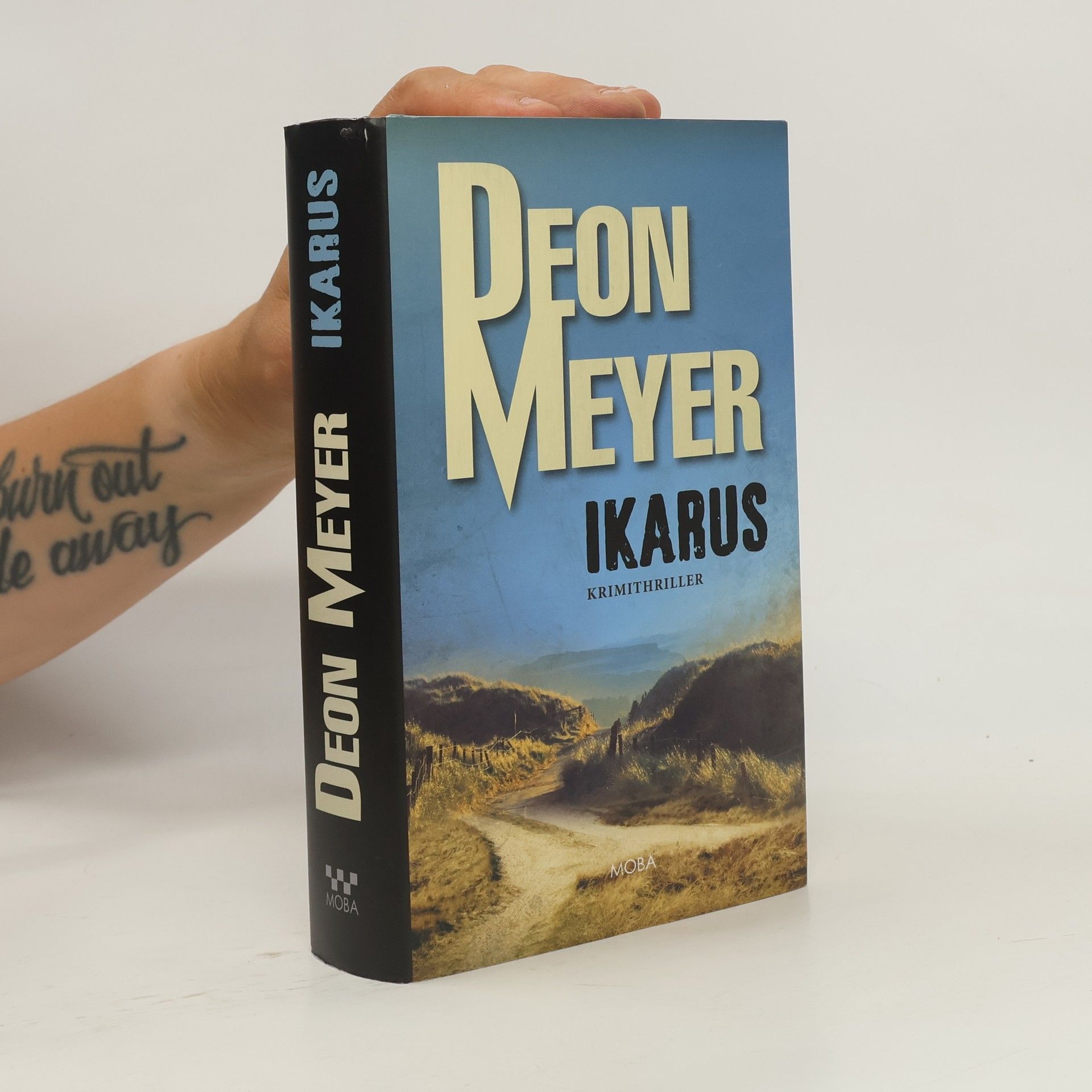 Deon Meyer Ikarus : krimithriller