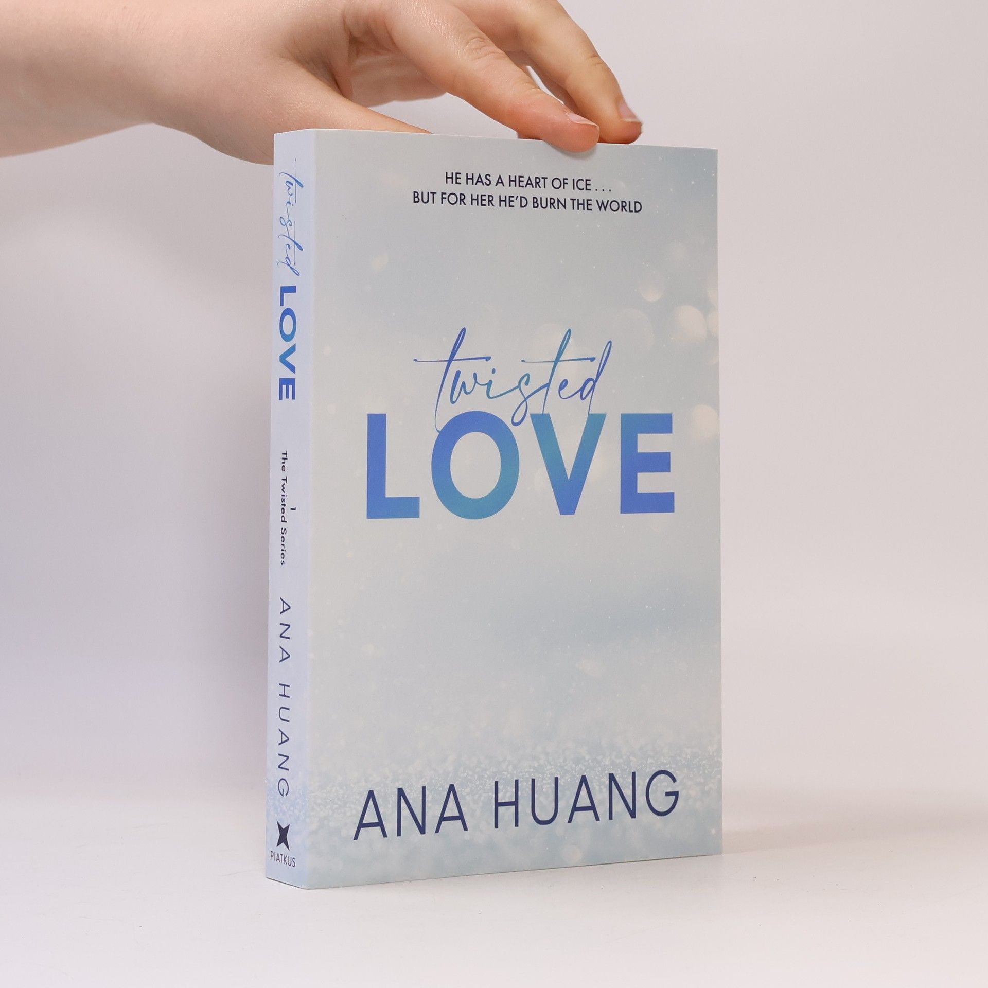 Ana Huang Twisted love. Twisted book one
