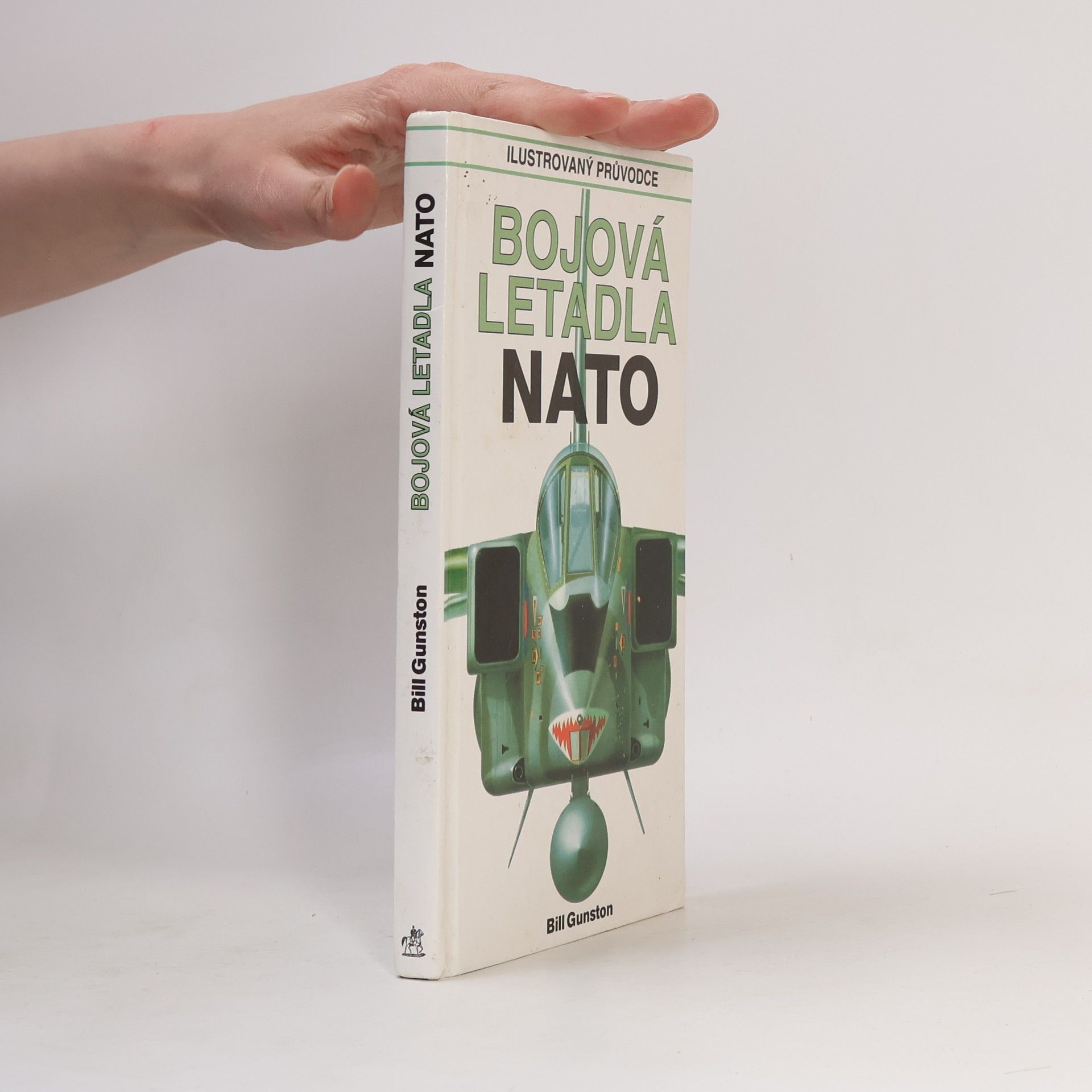 Bill Gunston Bojová letadla NATO