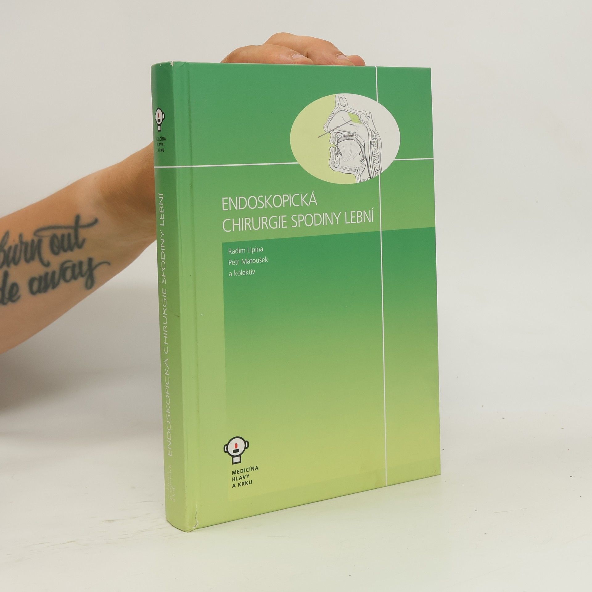 Transnazální endoskopická chirurgie spodiny lební : mozkové nádory a likvorea