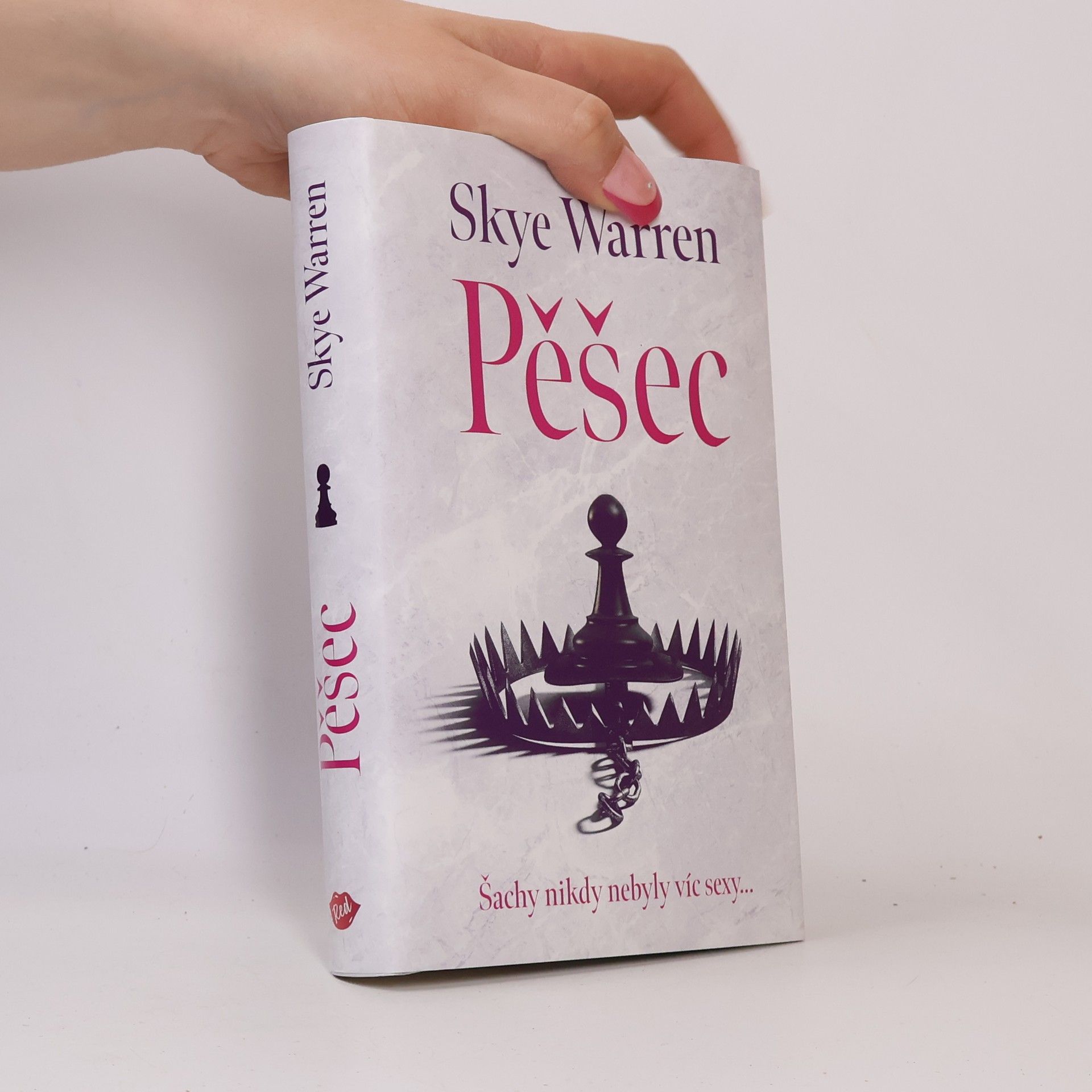 Skye Warren Pěšec
