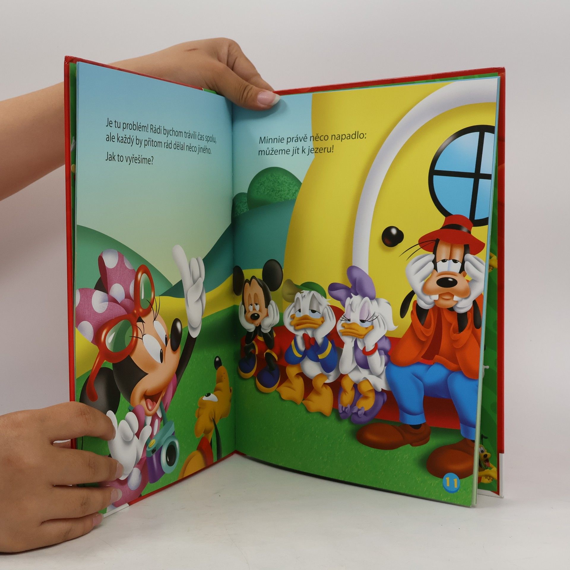 Kolektív autorov Mickeyho Klubík. Hraj si a uč se s Mickey Mousem 3. Červená!