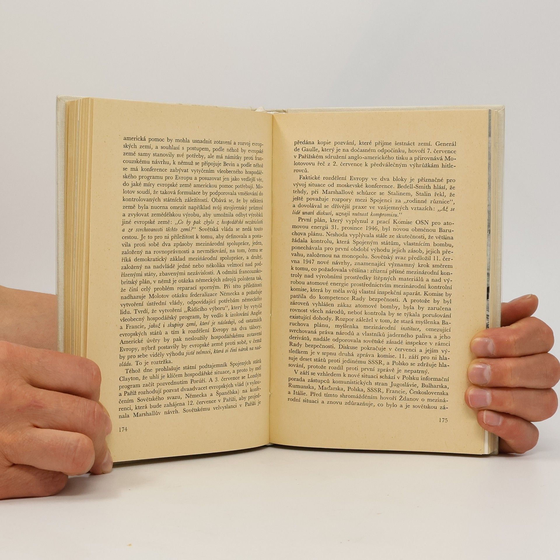 Autorenkollektiv Aragon. Dějiny SSSR v letech 1917 - 1960. 2. díl