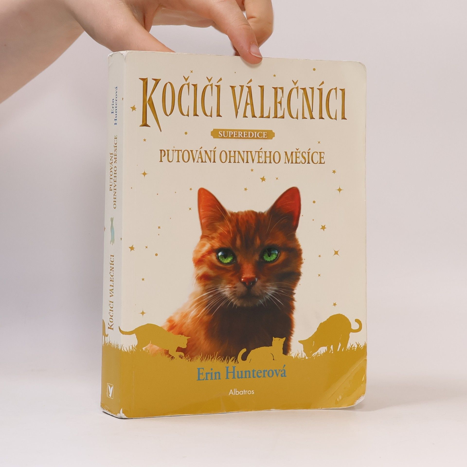 Beata Krenželoková Kočičí válečníci : superedice. Putování Ohnivého měsíce