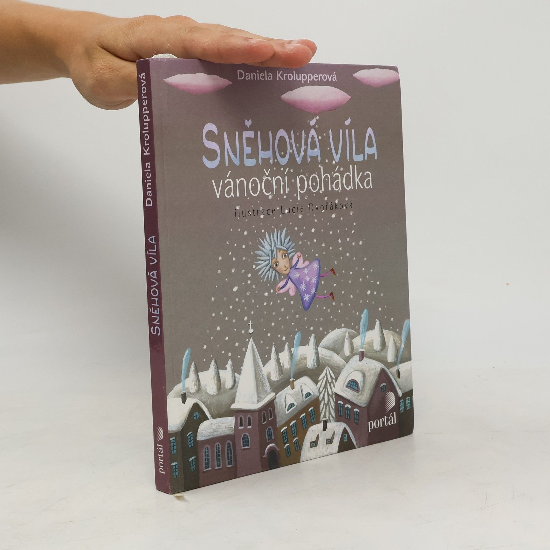 Sněhová víla. Vánoční pohádka