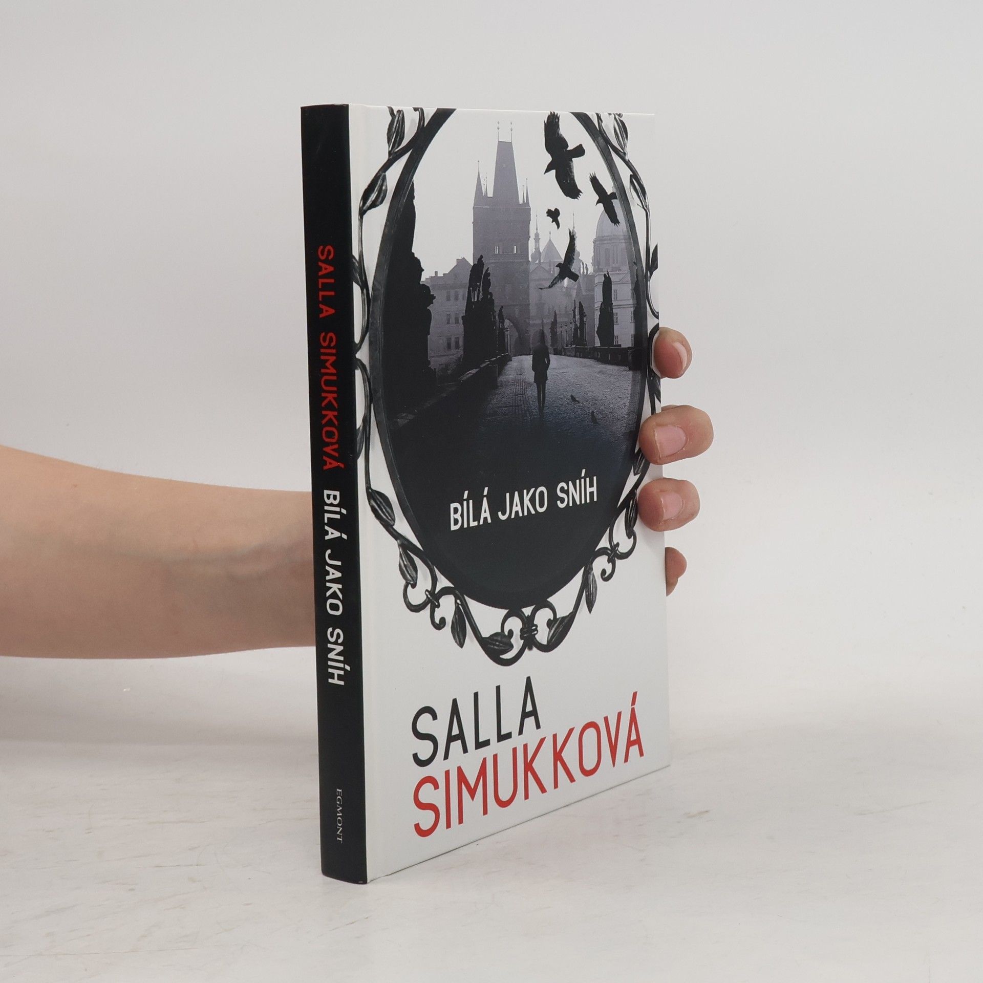 Salla Simukka Bílá jako sníh
