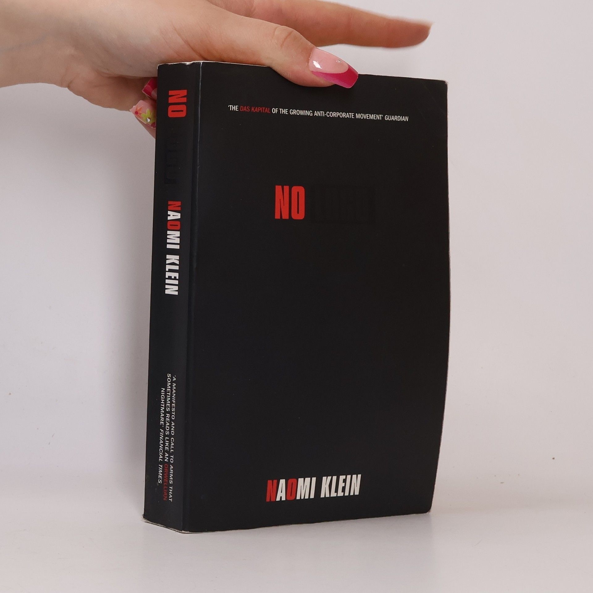 Naomi Klein No logo: No space, no choice, no jobs