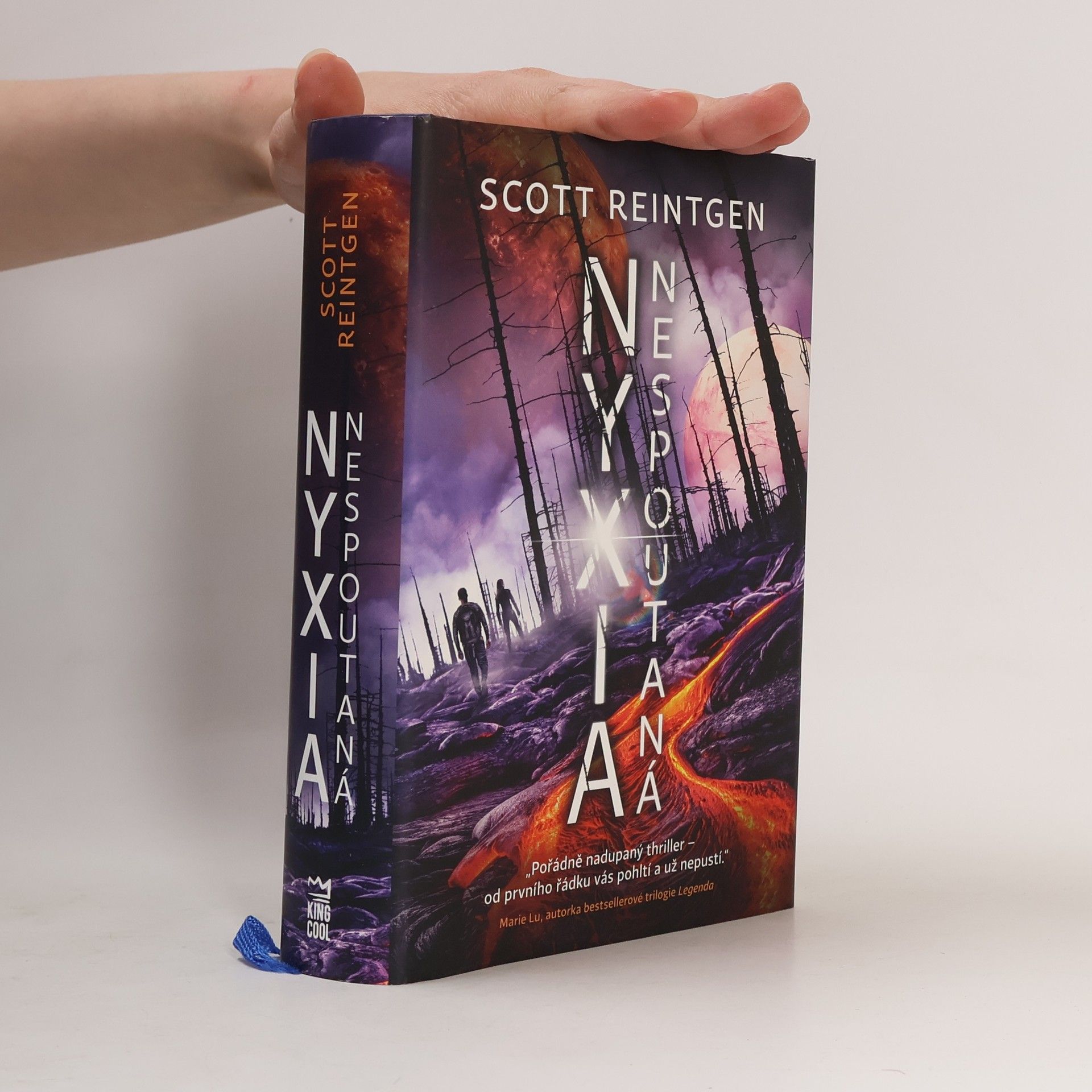 Scott Reintgen Nyxia nespoutaná