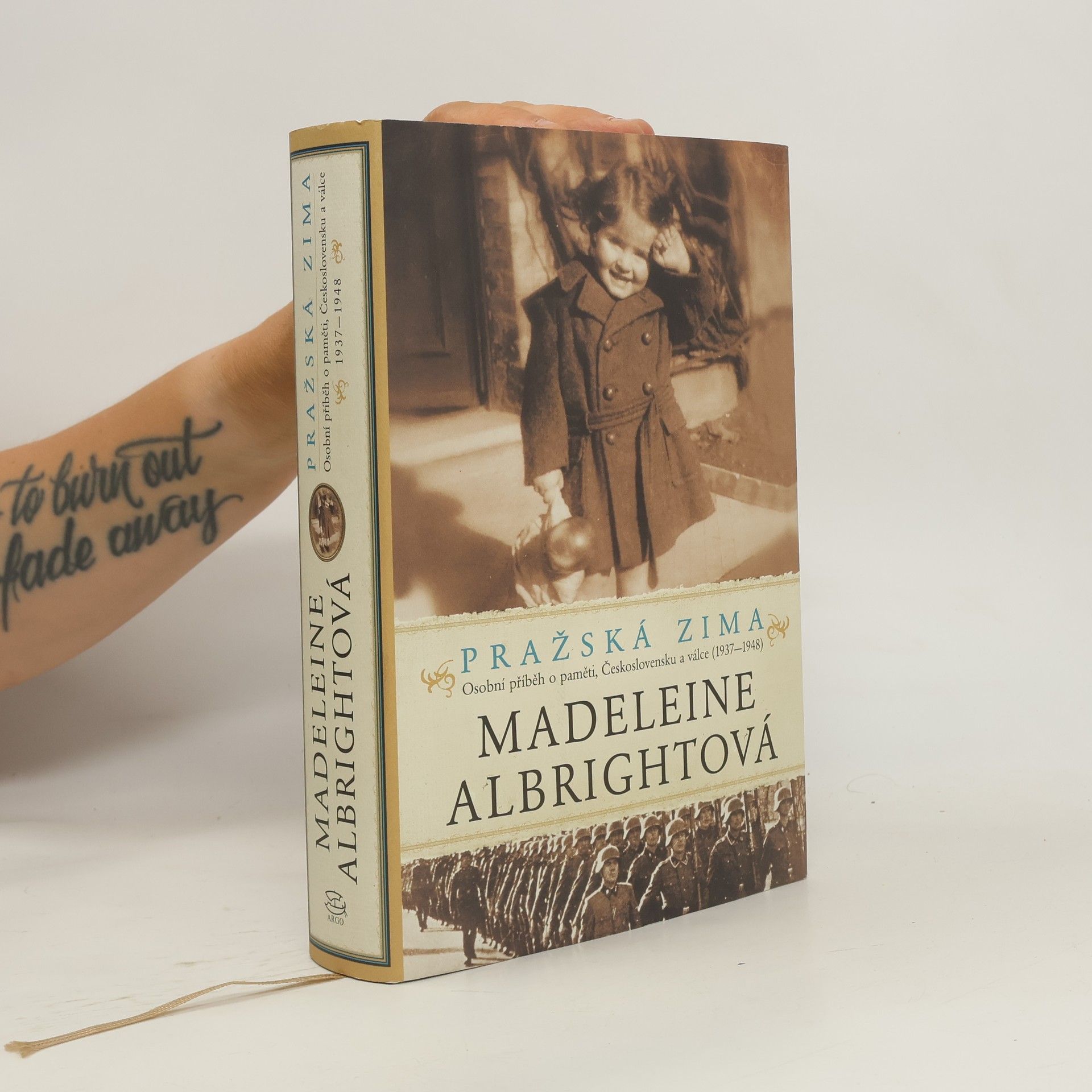 Madeleine Albrightová Pražská zima