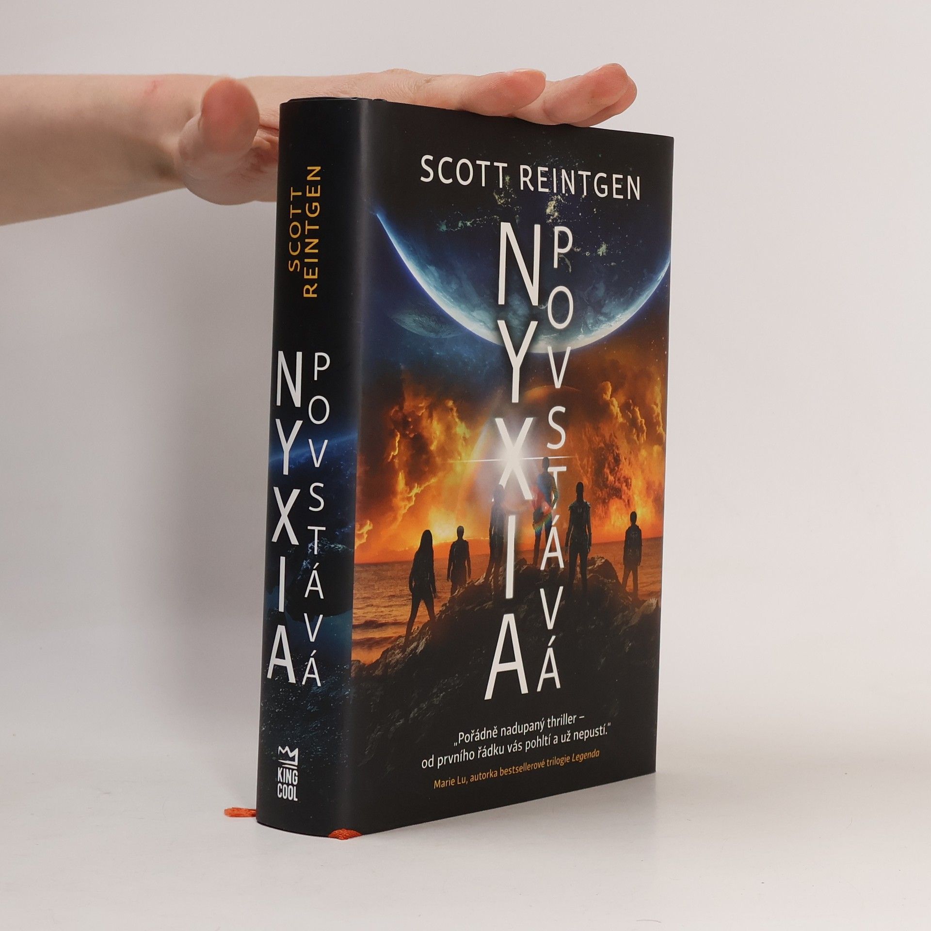 Scott Reintgen Nyxia povstává