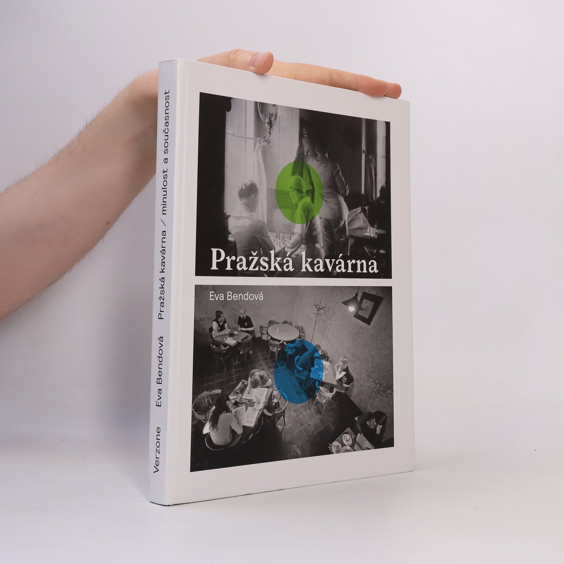Eva Bendová Pražská kavárna