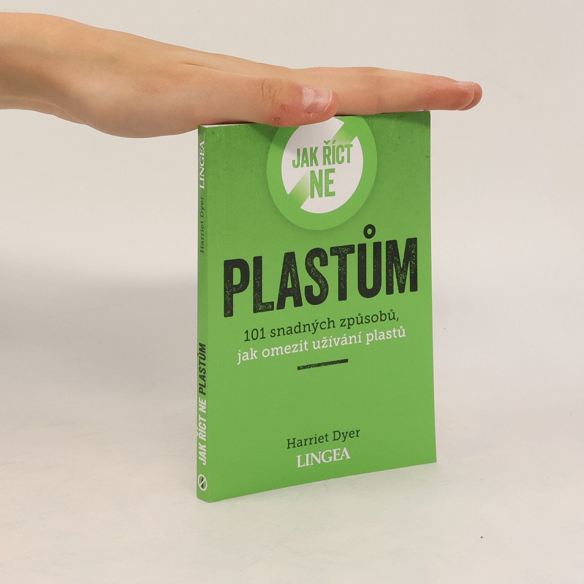 Harriet Dyer Jak říct ne plastům