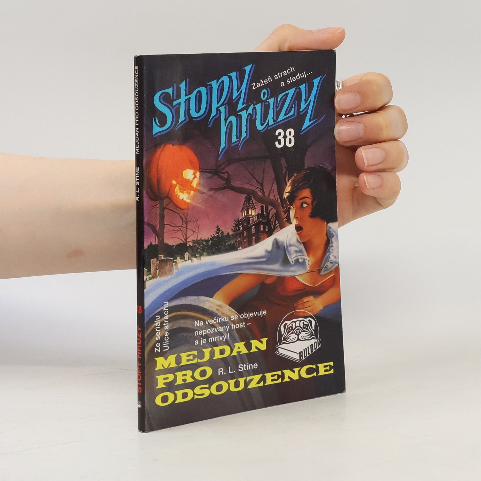 R. L. Stine Mejdan pro odsouzence. Stopy hrůzy 38