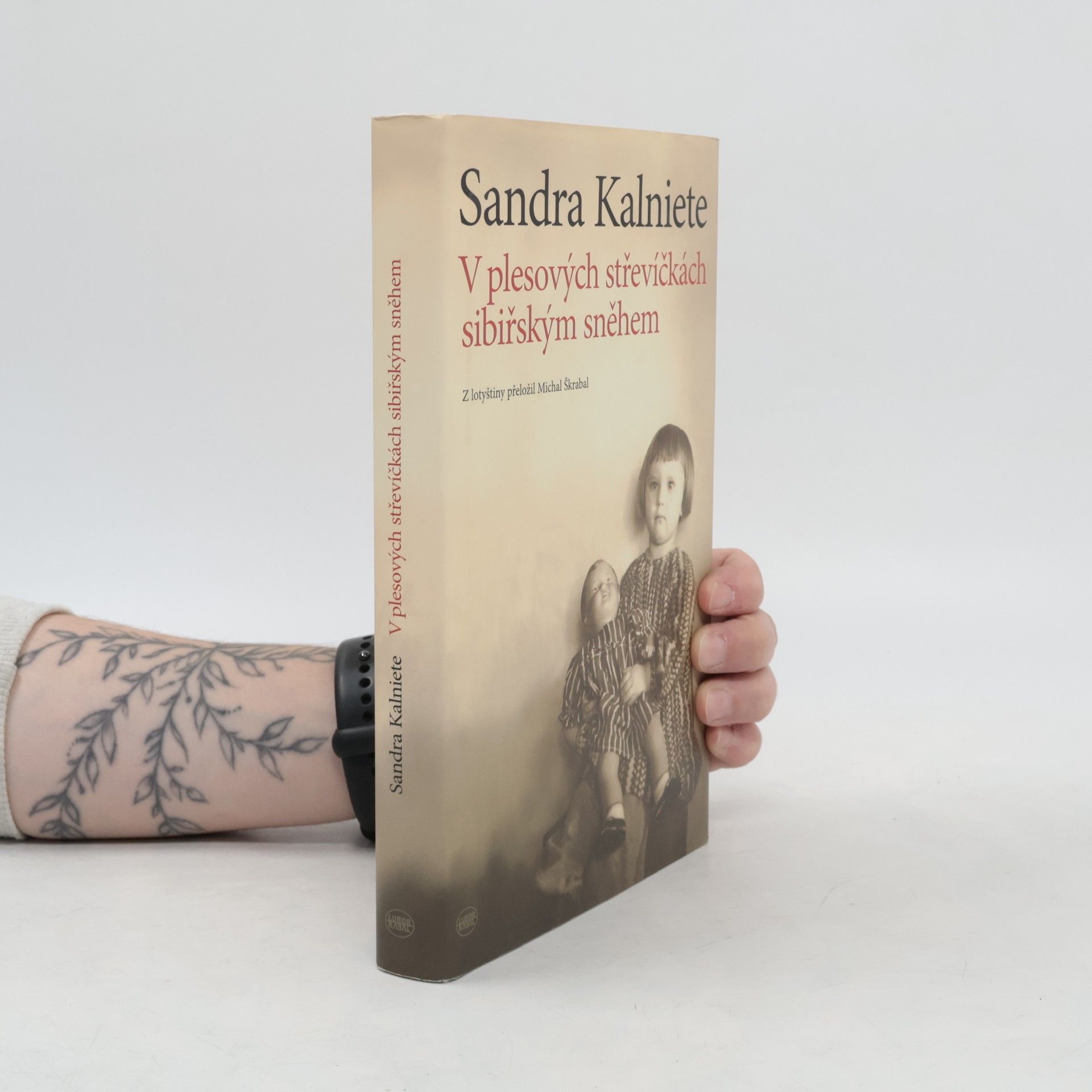 Sandra Kalniete V plesových střevíčkách sibiřským sněhem