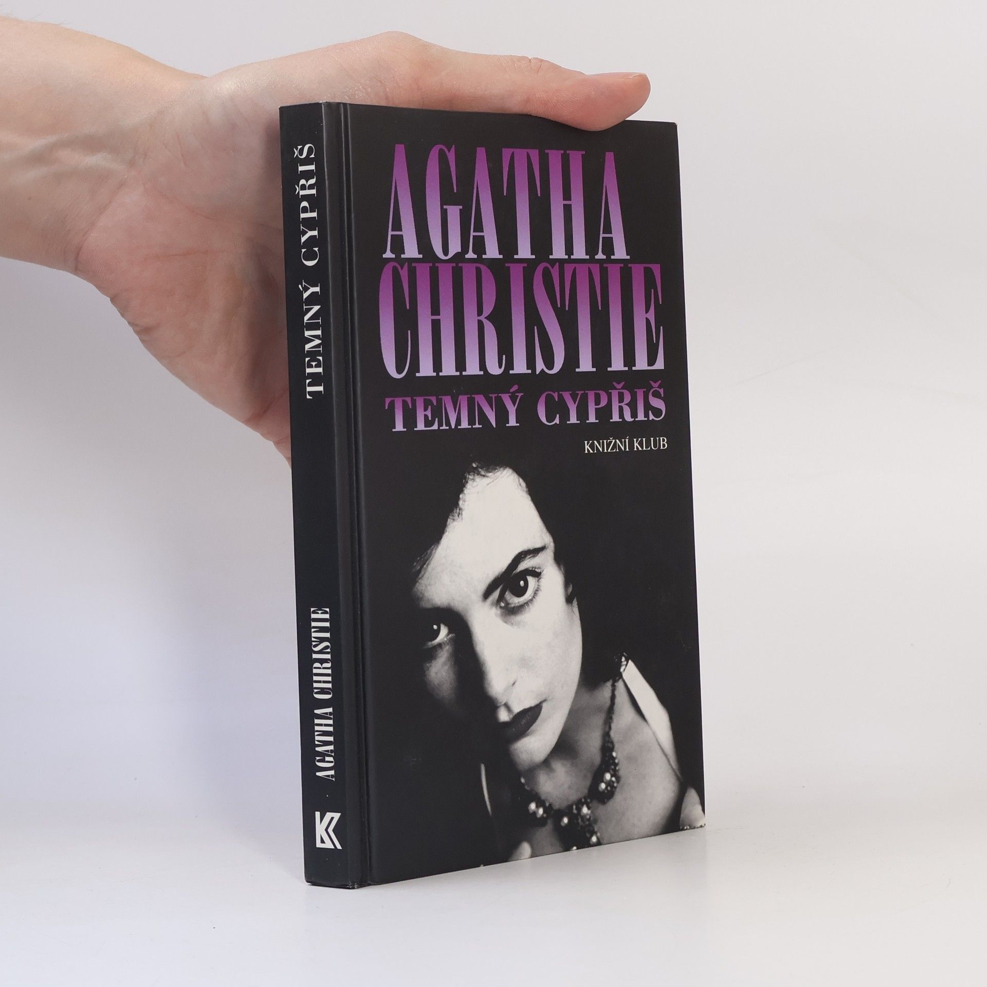 Agatha Christie Temný cypřiš