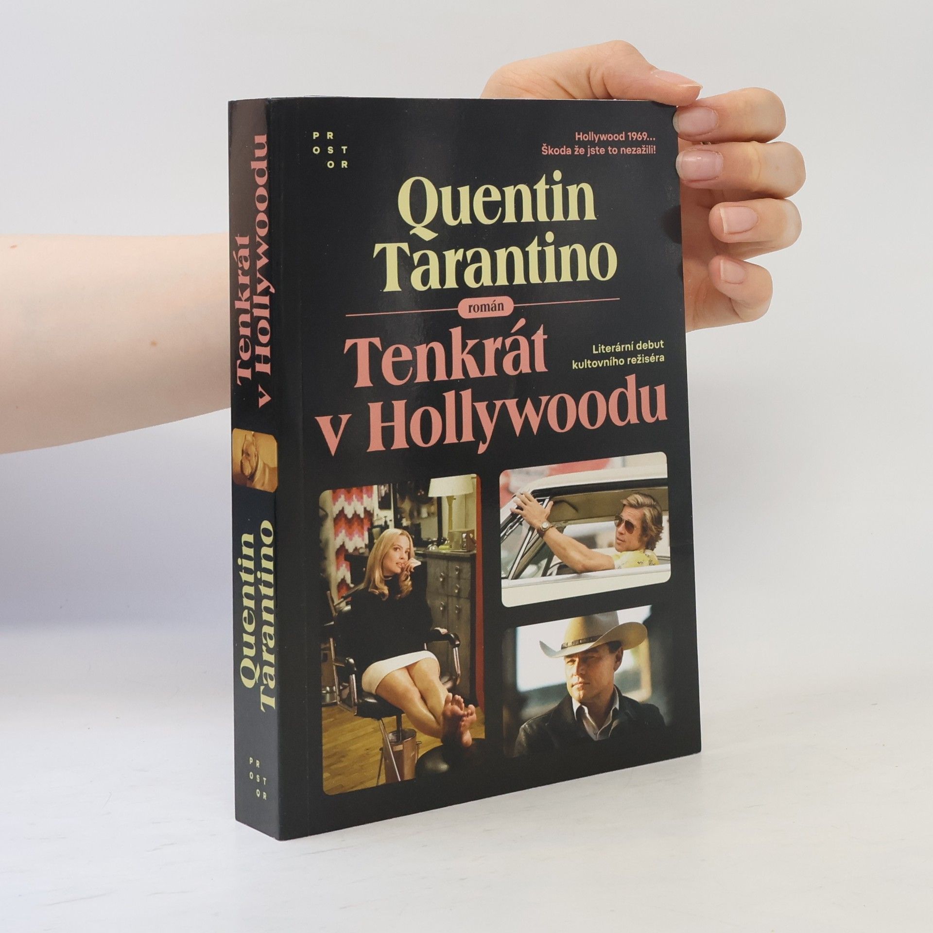 Quentin Tarantino Tenkrát v Hollywoodu : román