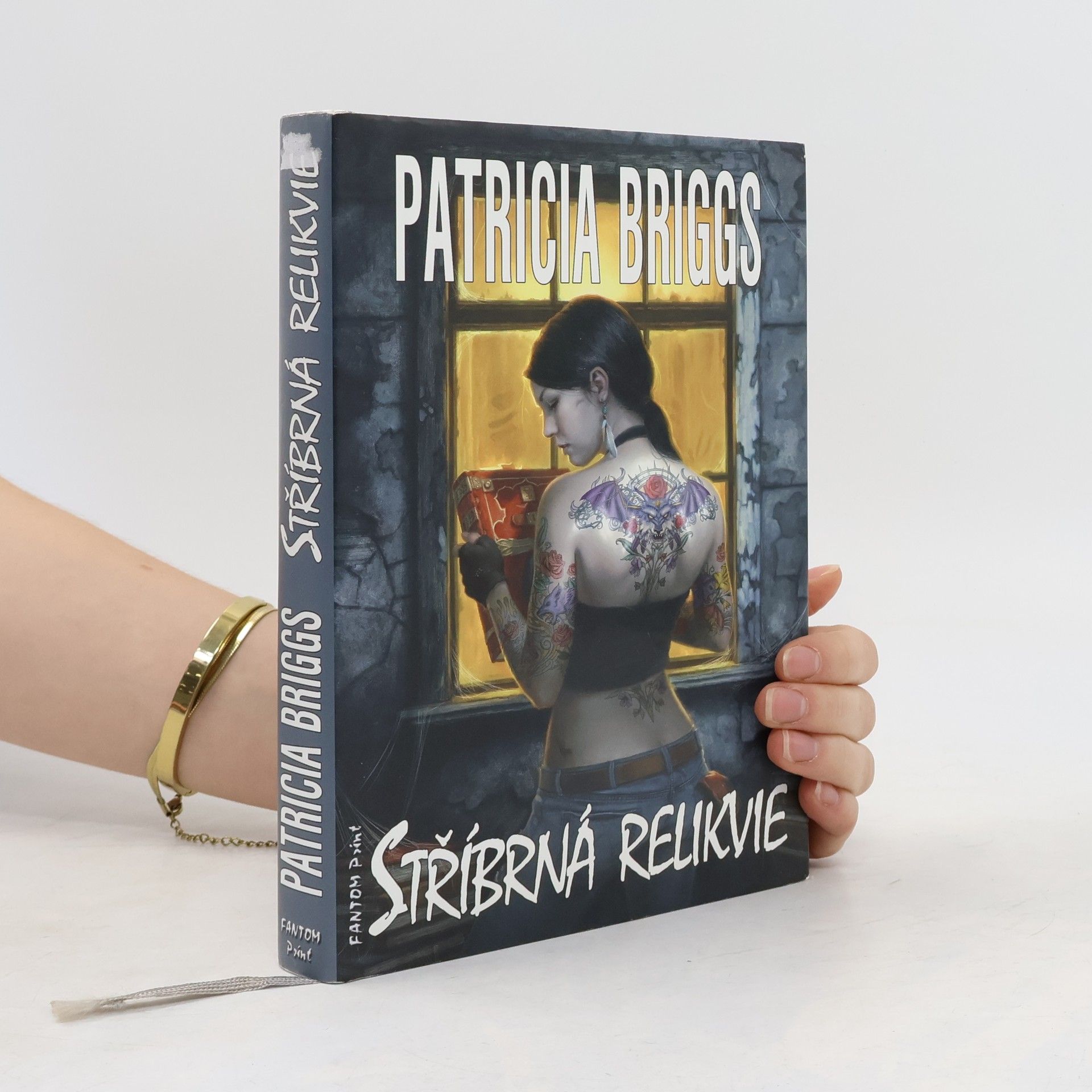 Patricia Briggs Stříbrná relikvie
