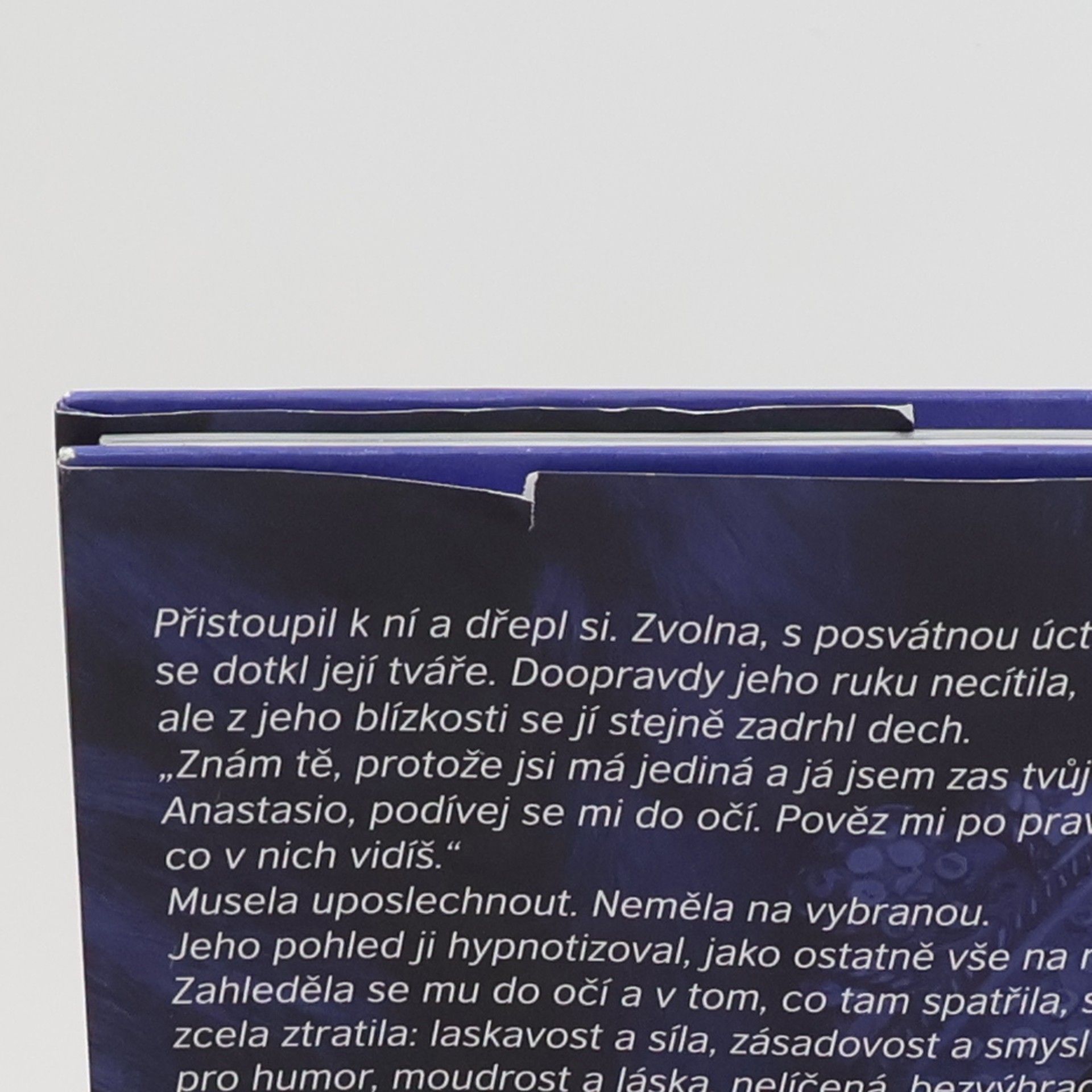 Phyllis Christine Cast Drakova přísaha. Škola noci 1