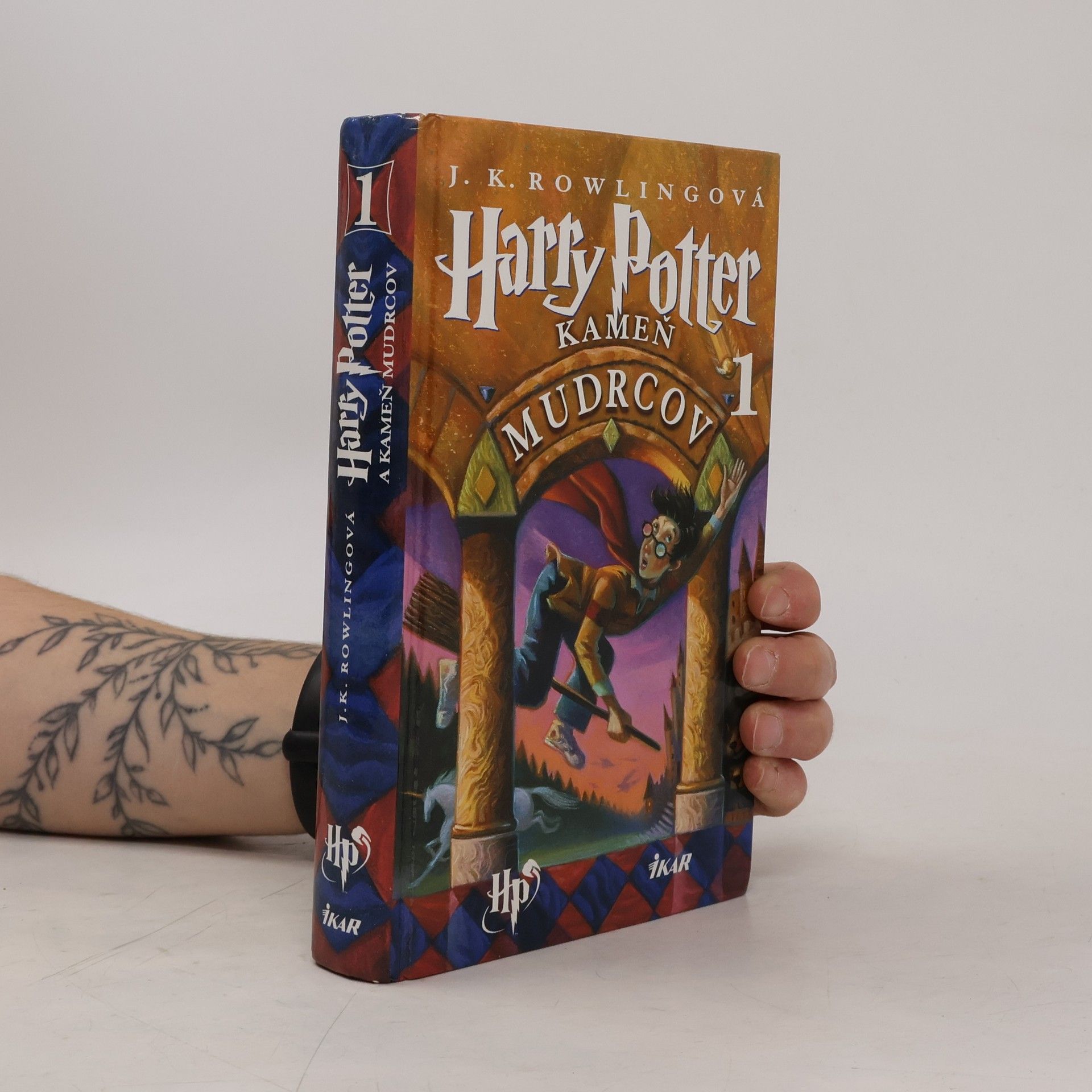 J. K. Rowling Harry Potter a kameň mudrcov