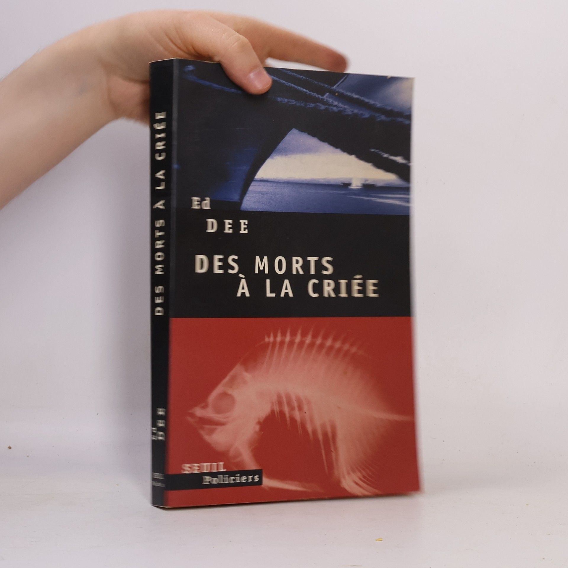 Etienne Menanteau Des morts à la criée
