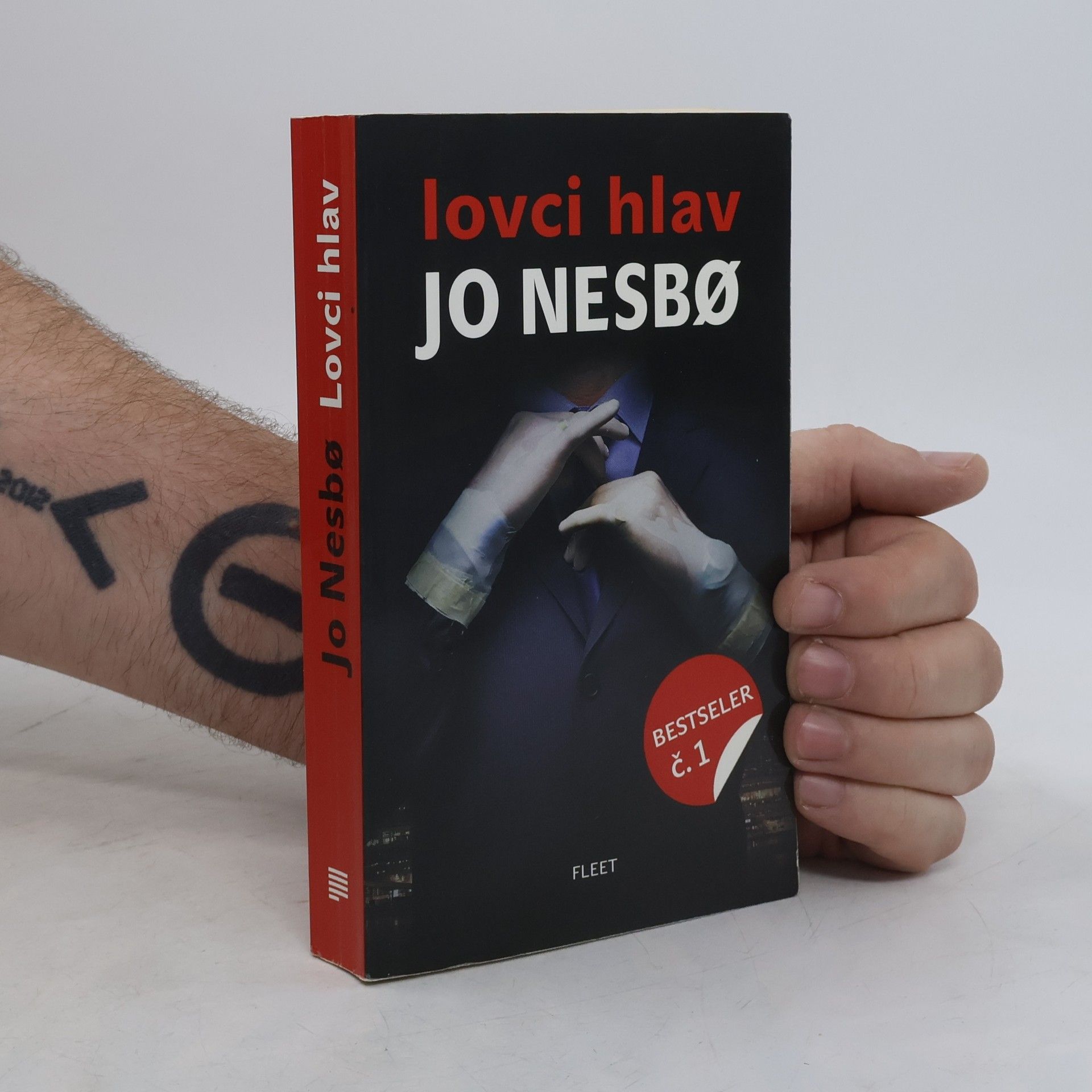 Jo Nesbø Lovci hlav