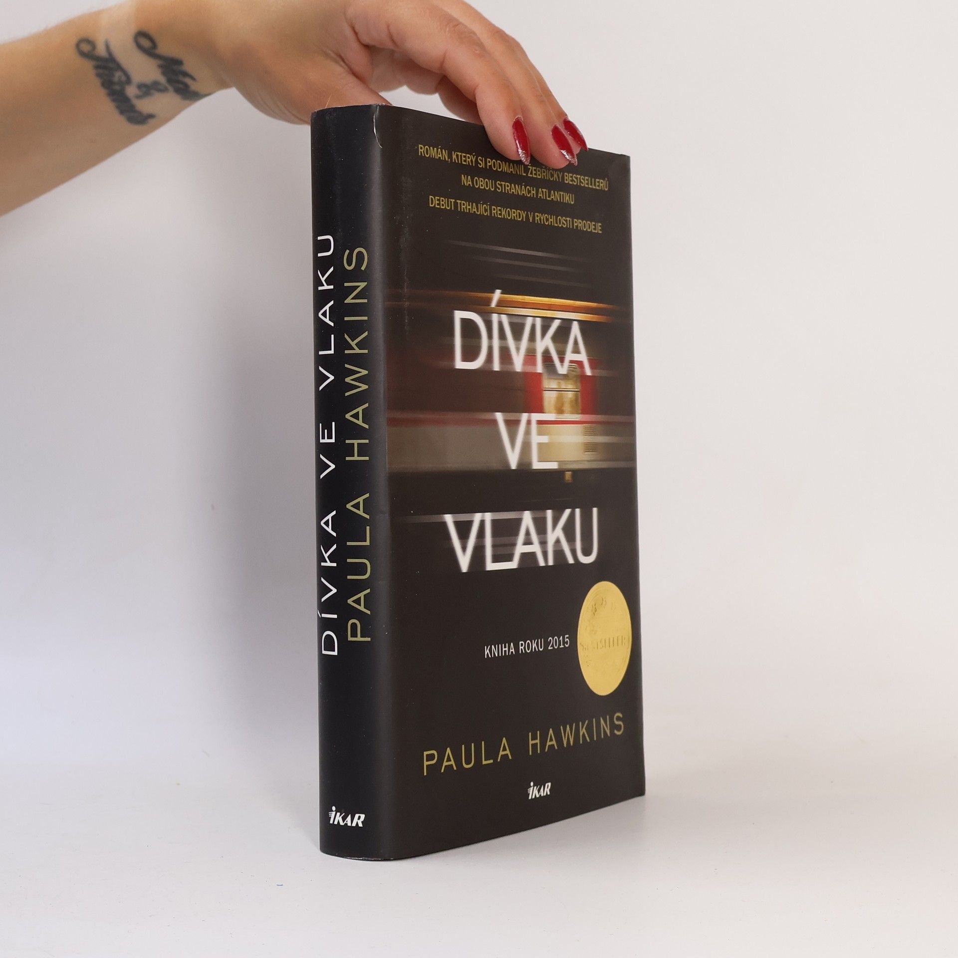 Paula Hawkins Dívka ve vlaku