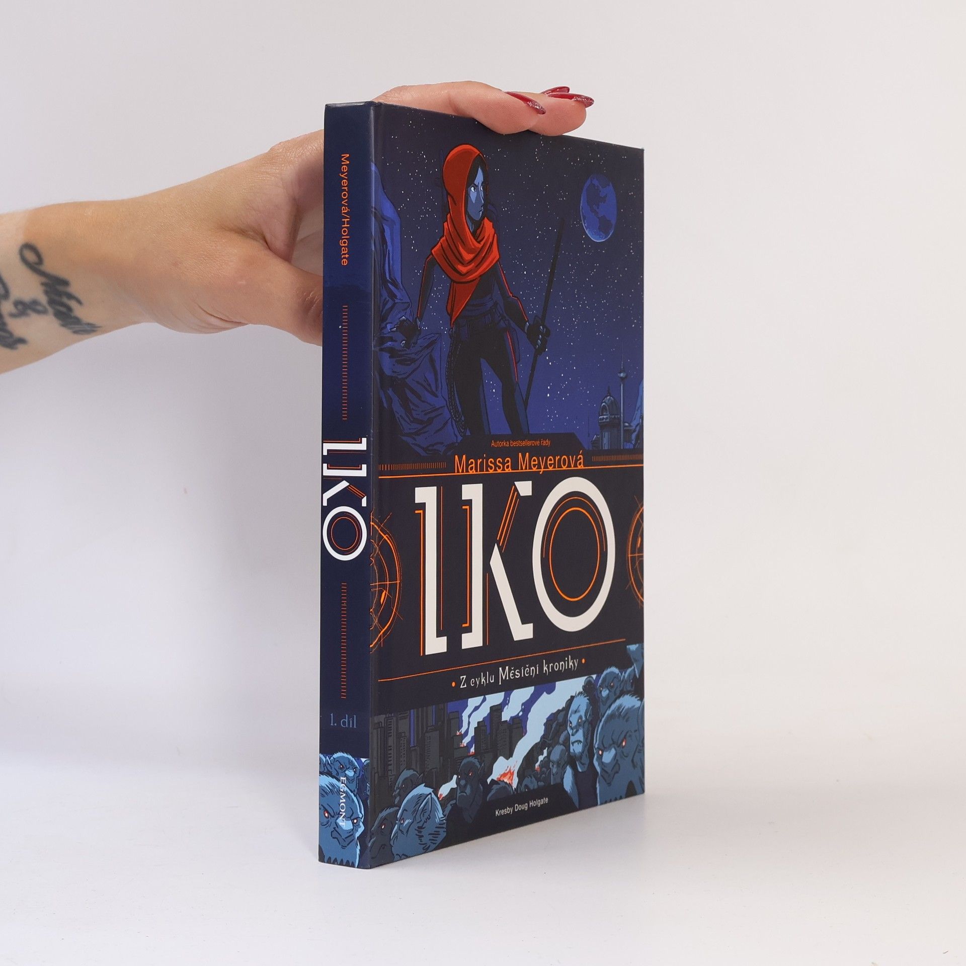 Marissa Meyer Iko. Z cyklu měsíční kroniky