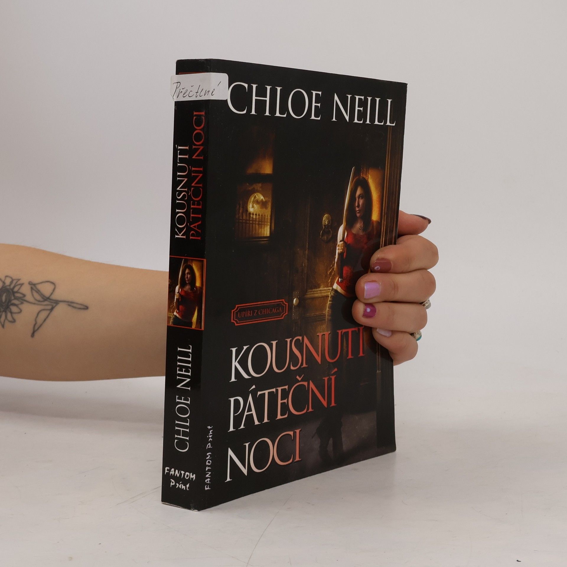 Chloe Neill Kousnutí páteční noci