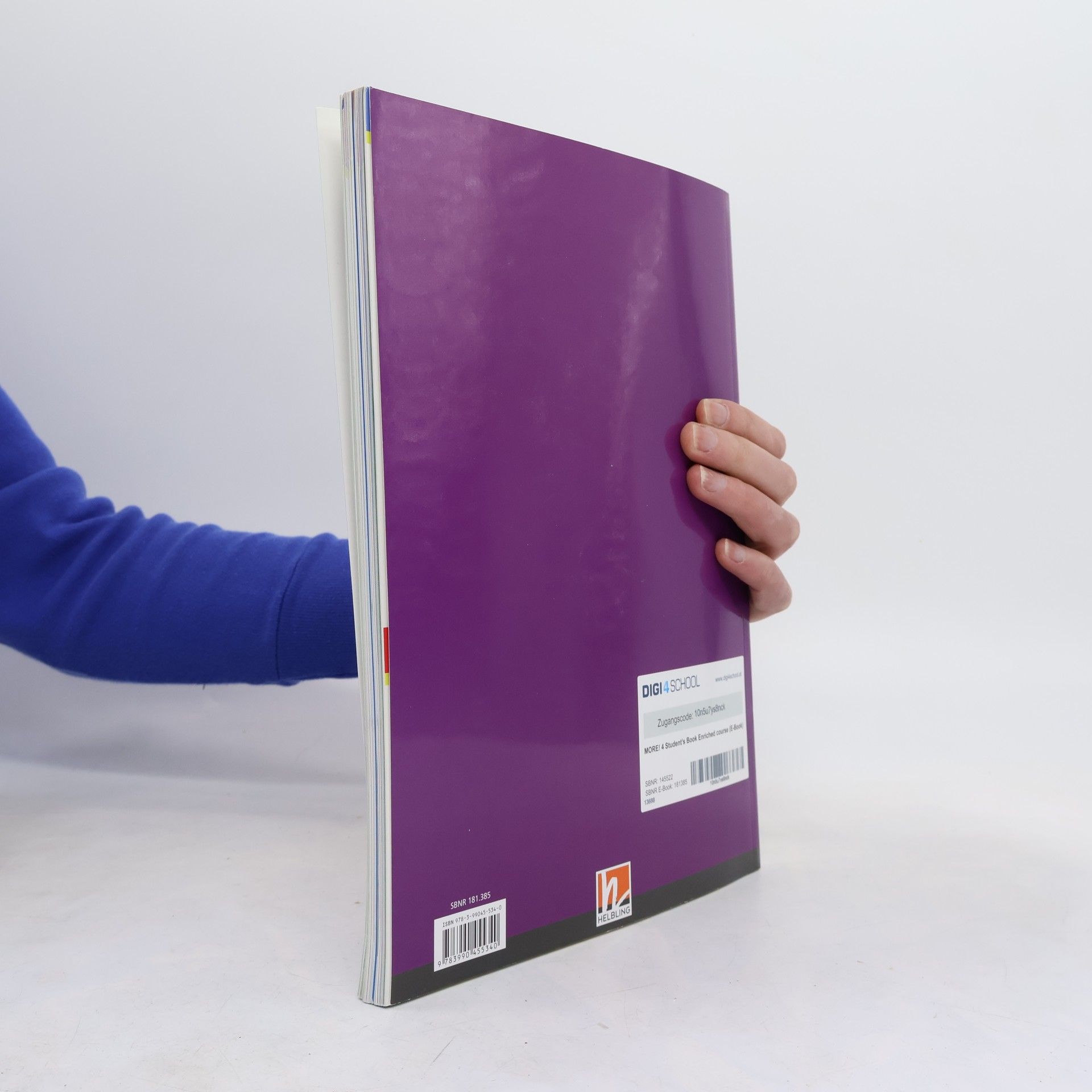 Kolektiv autorů Student's Book. Moore! 4