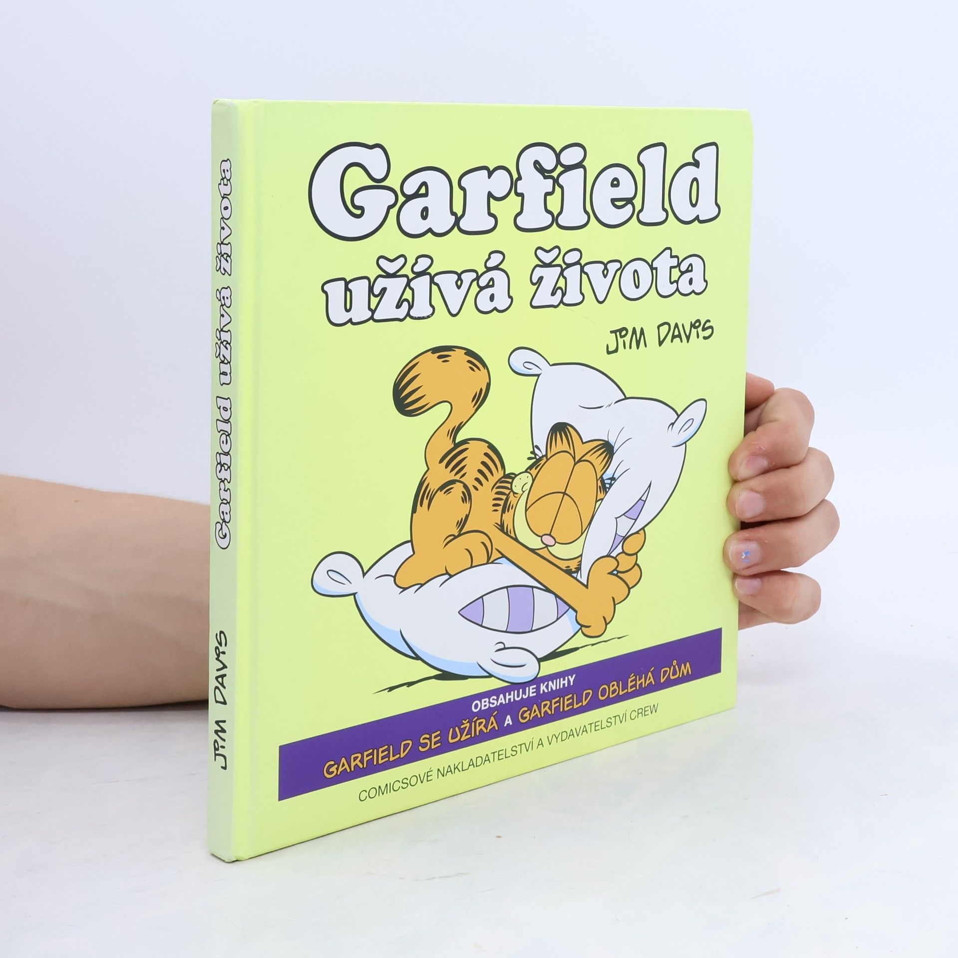 Garfield užívá života